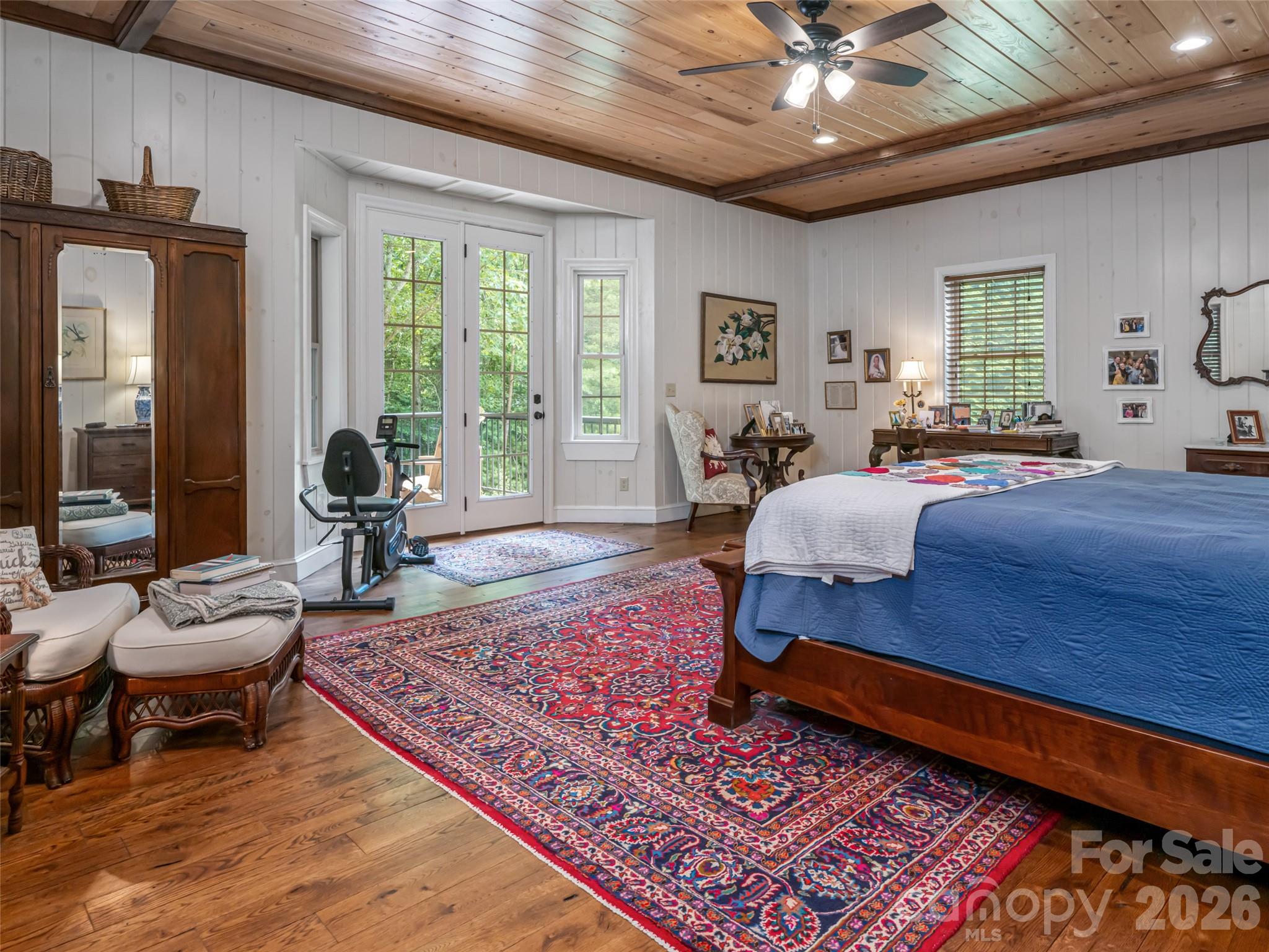 main property photo 17