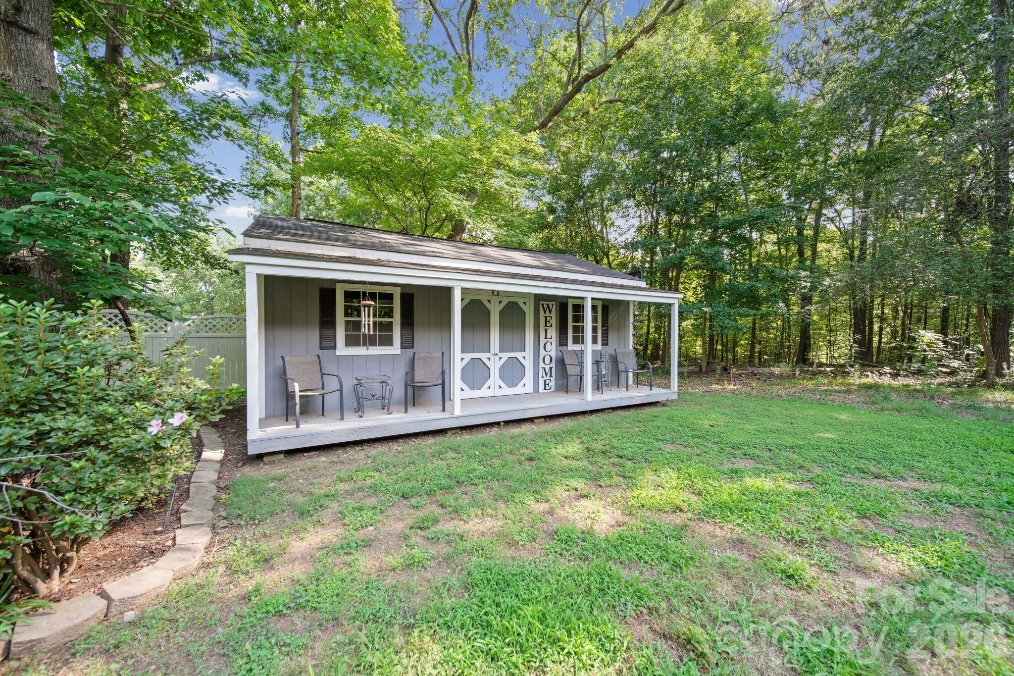 main property photo 41
