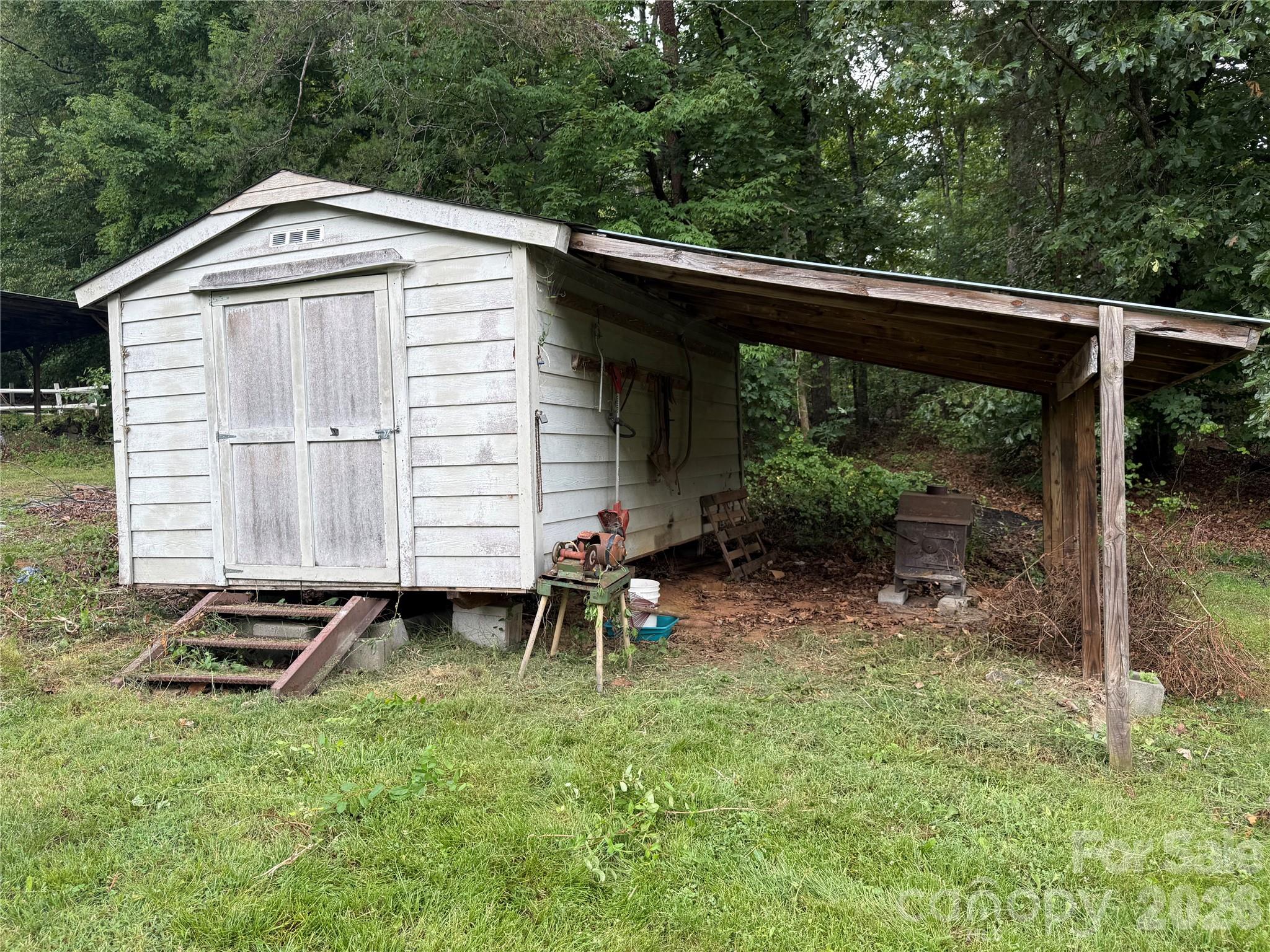 main property photo 21