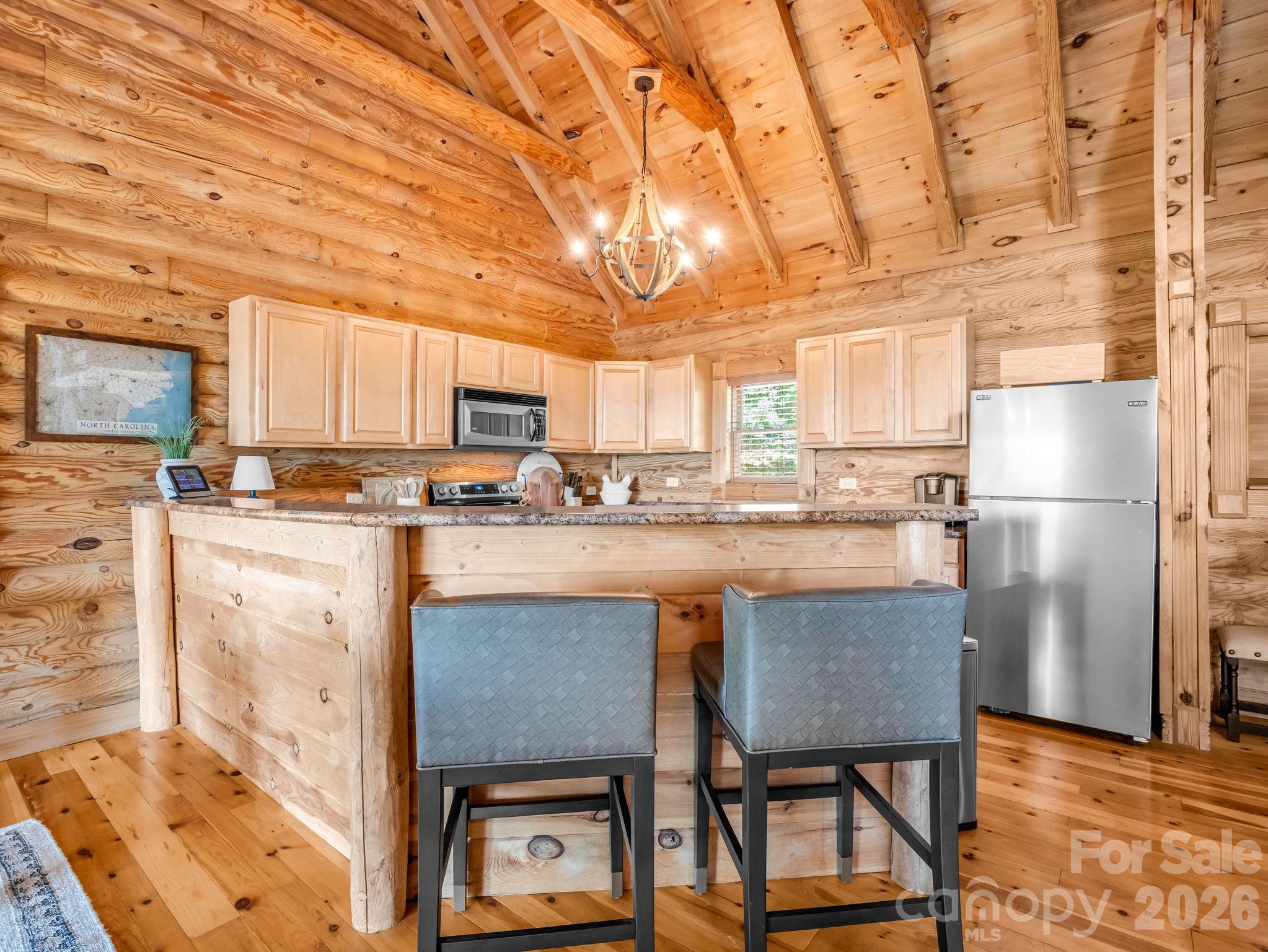 main property photo 18