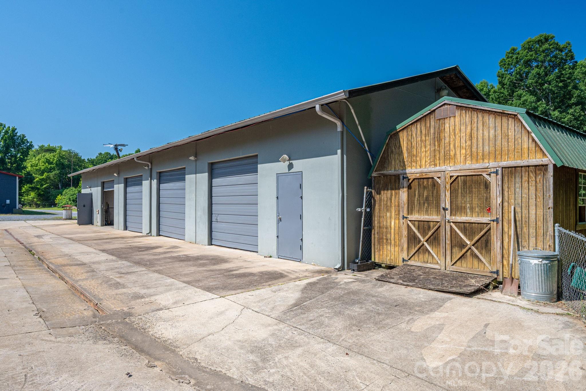 main property photo 36