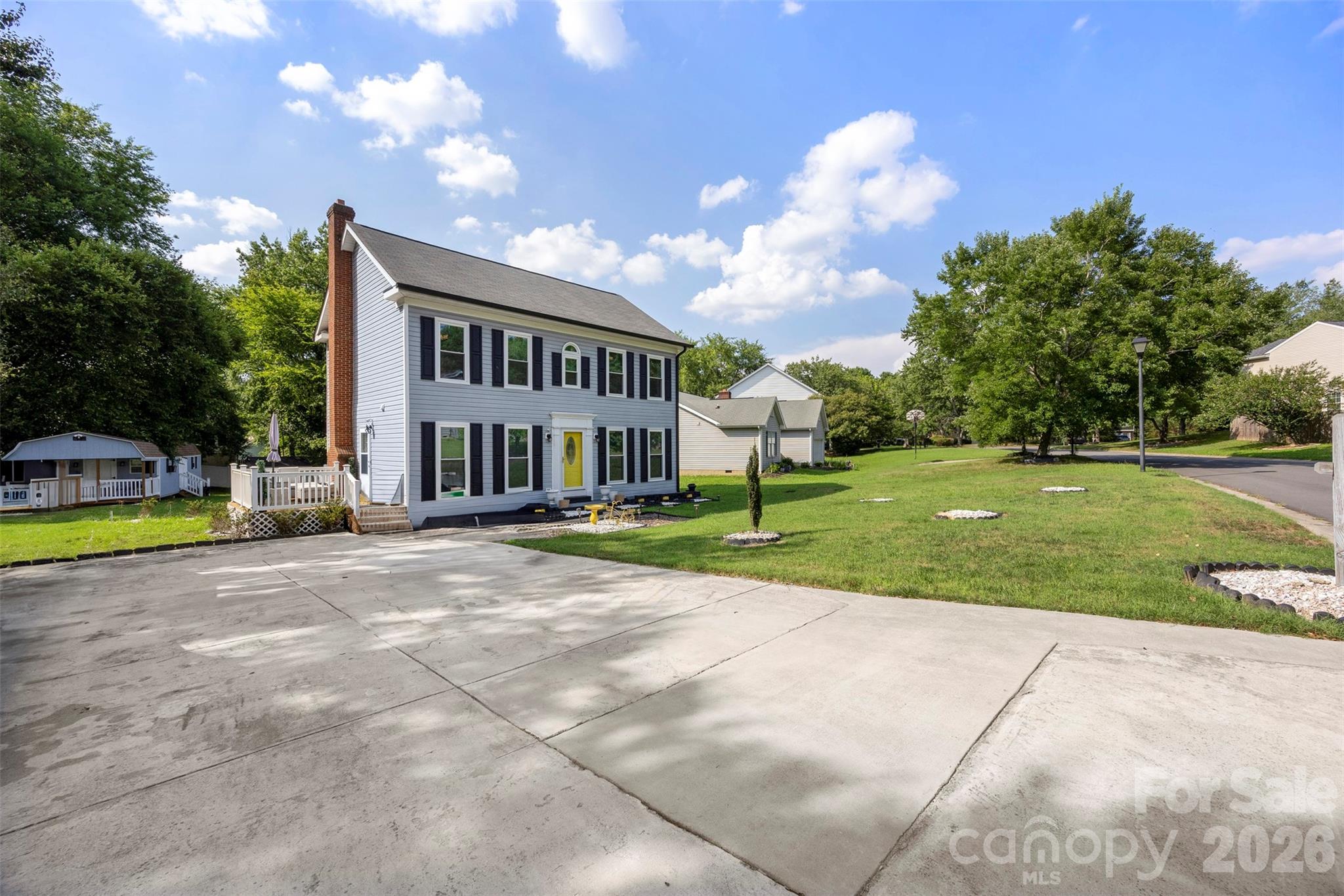 main property photo 1