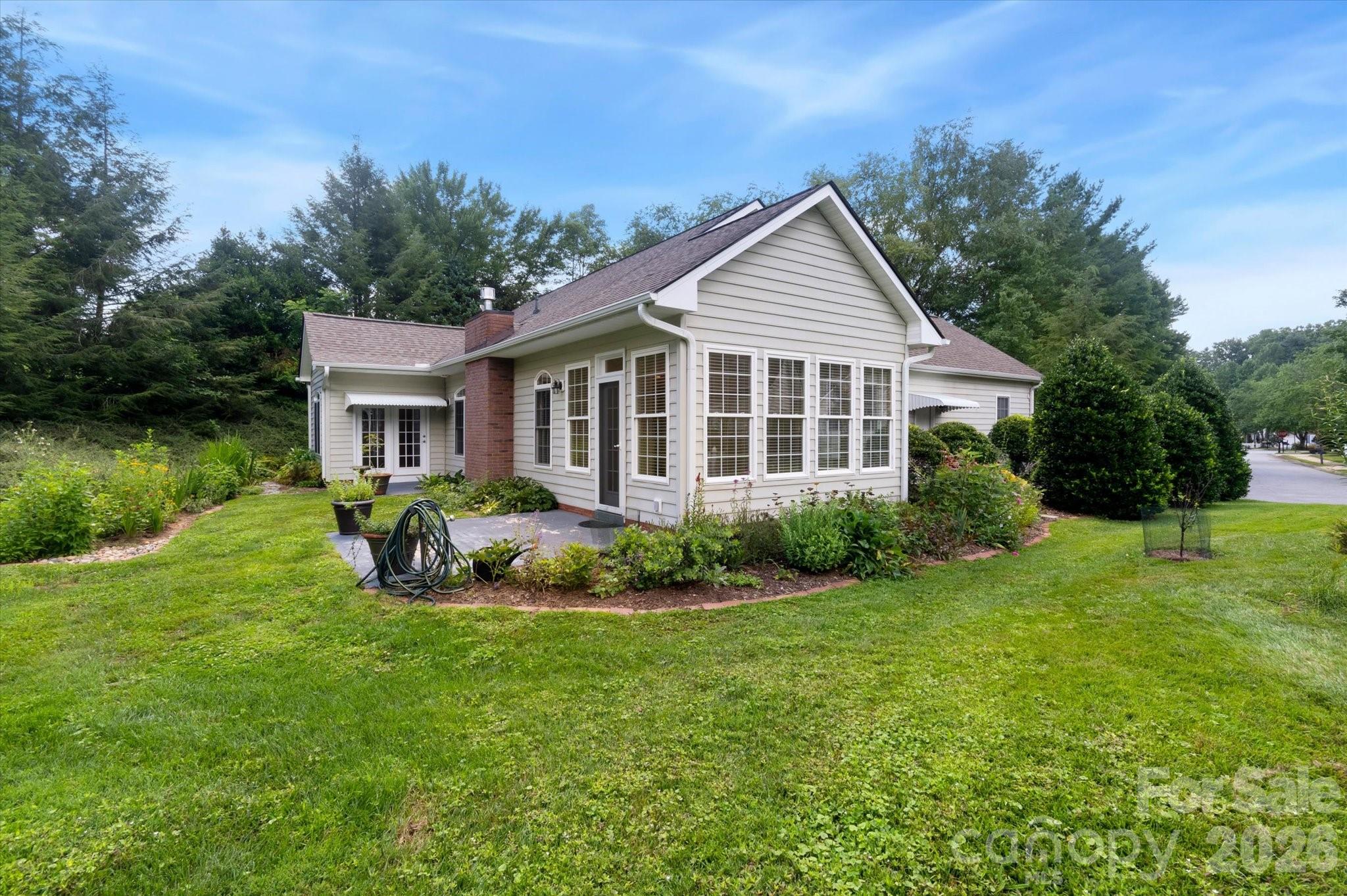 main property photo 34