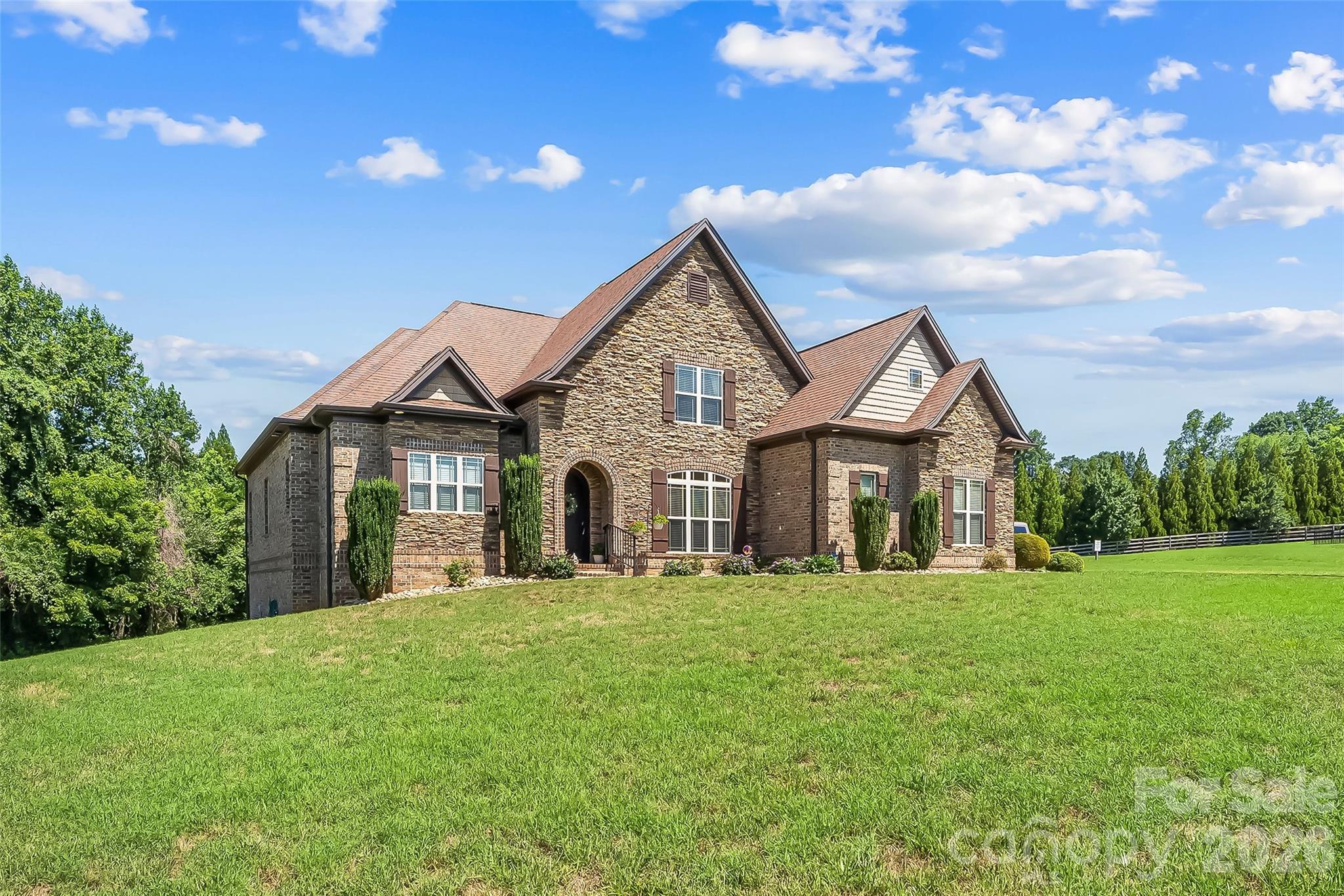 main property photo 47