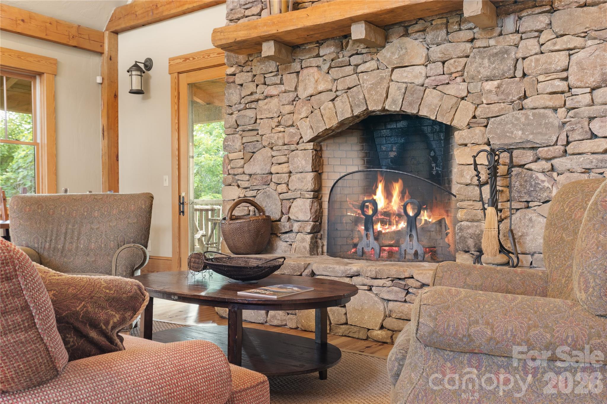 main property photo 28