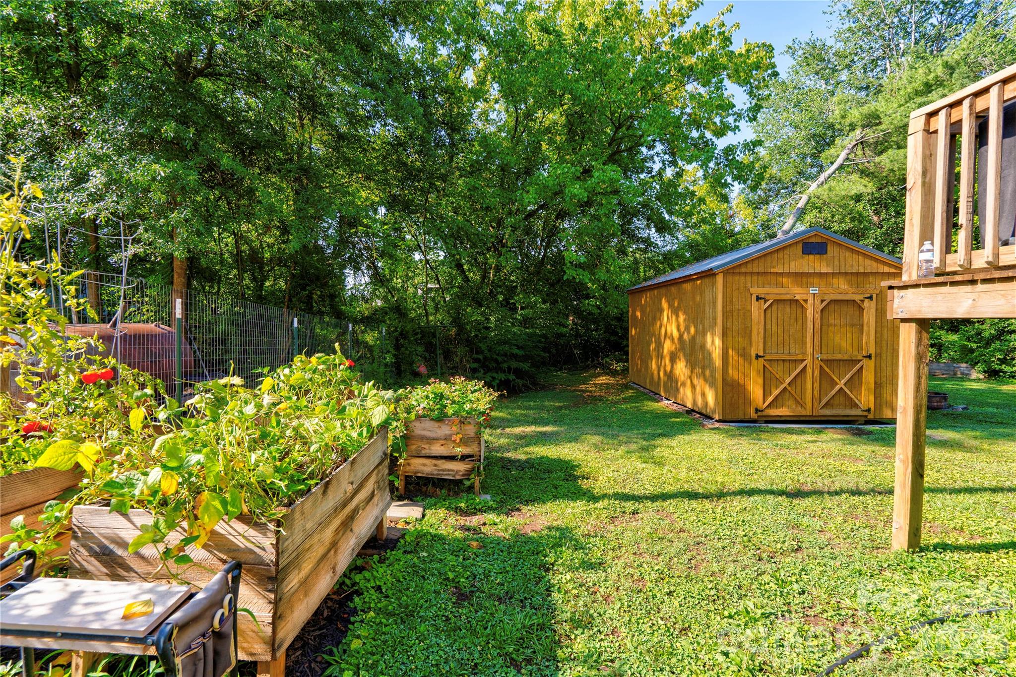 main property photo 34