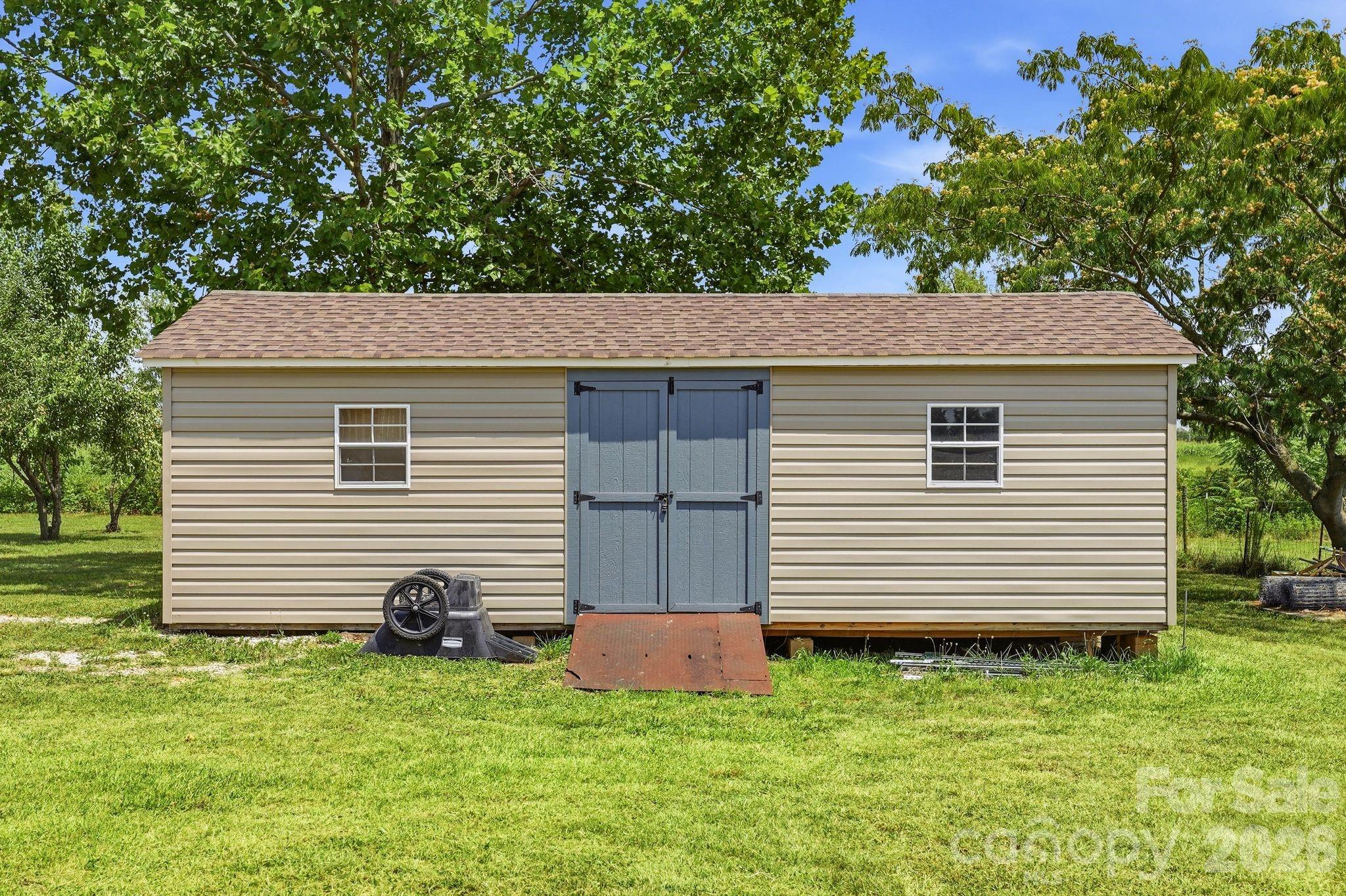 main property photo 29