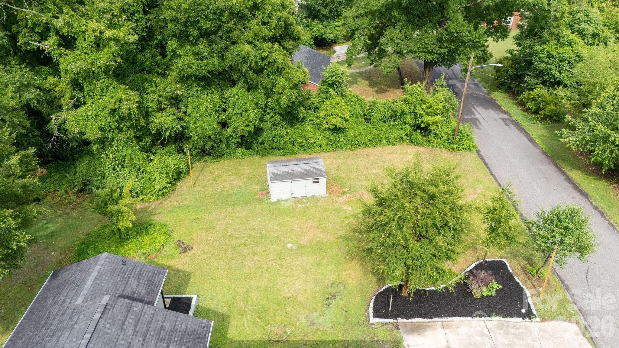 main property photo 27