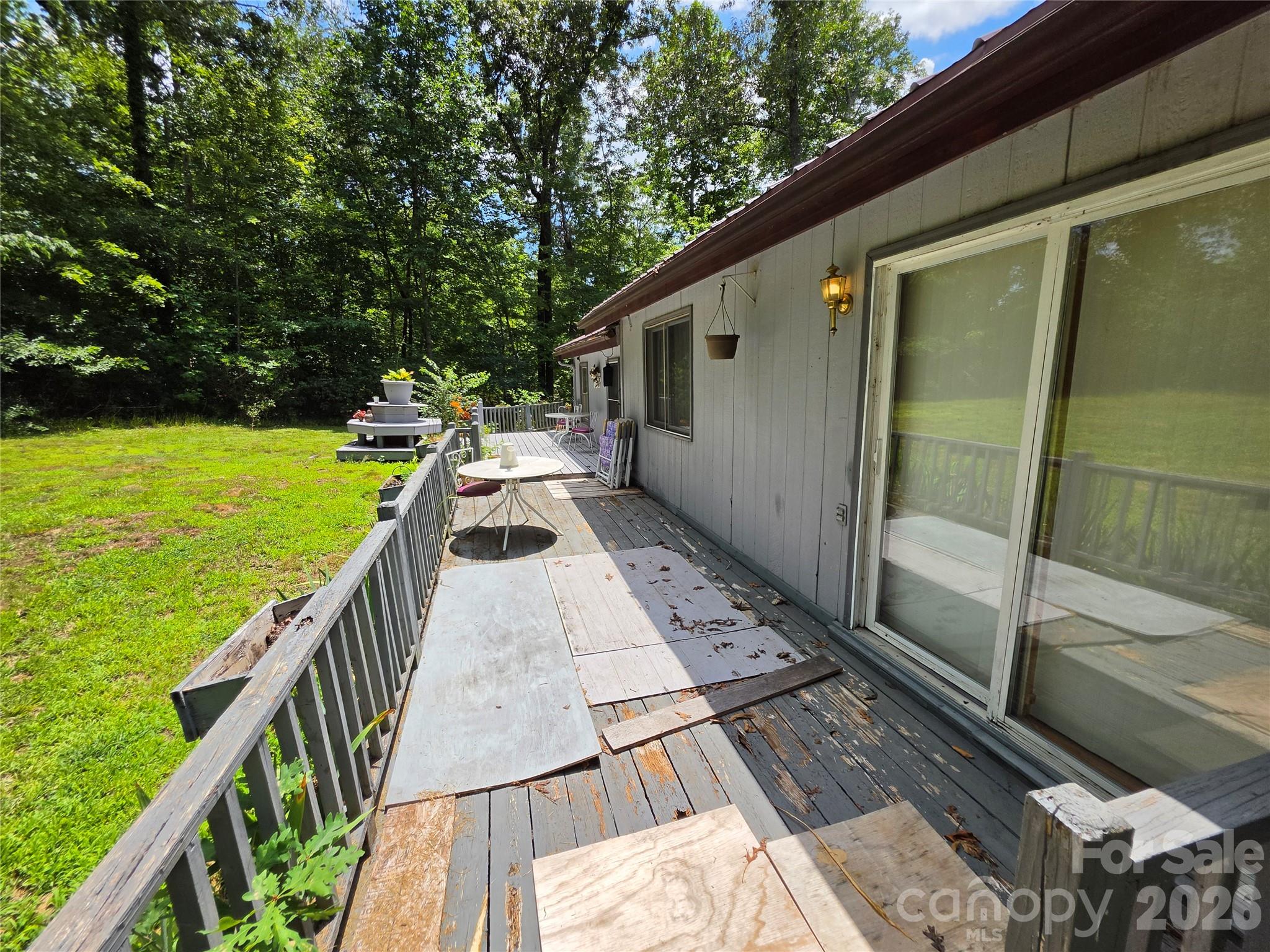 main property photo 32
