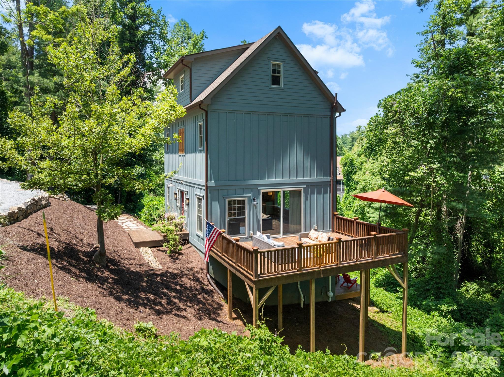 main property photo 34