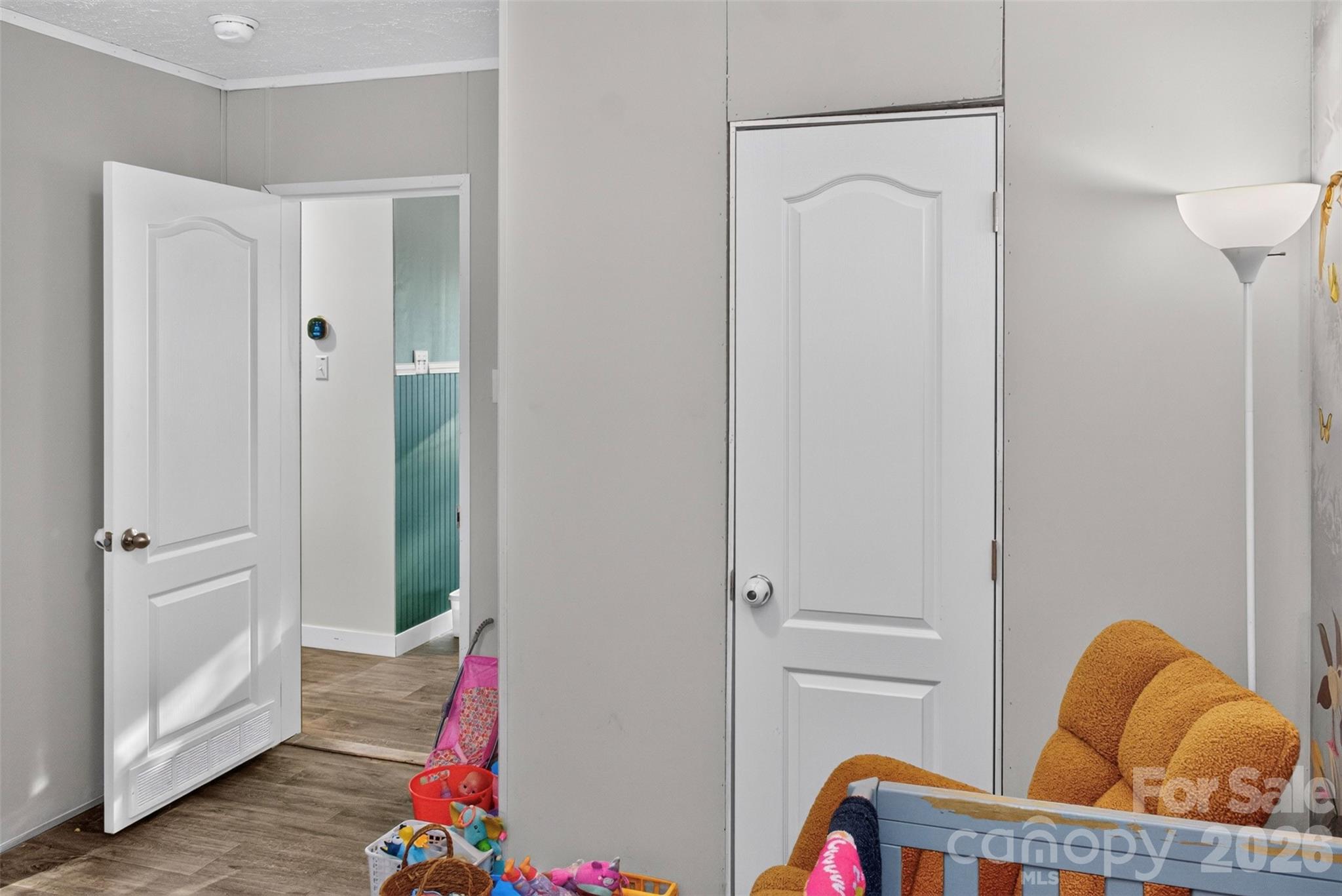 main property photo 13