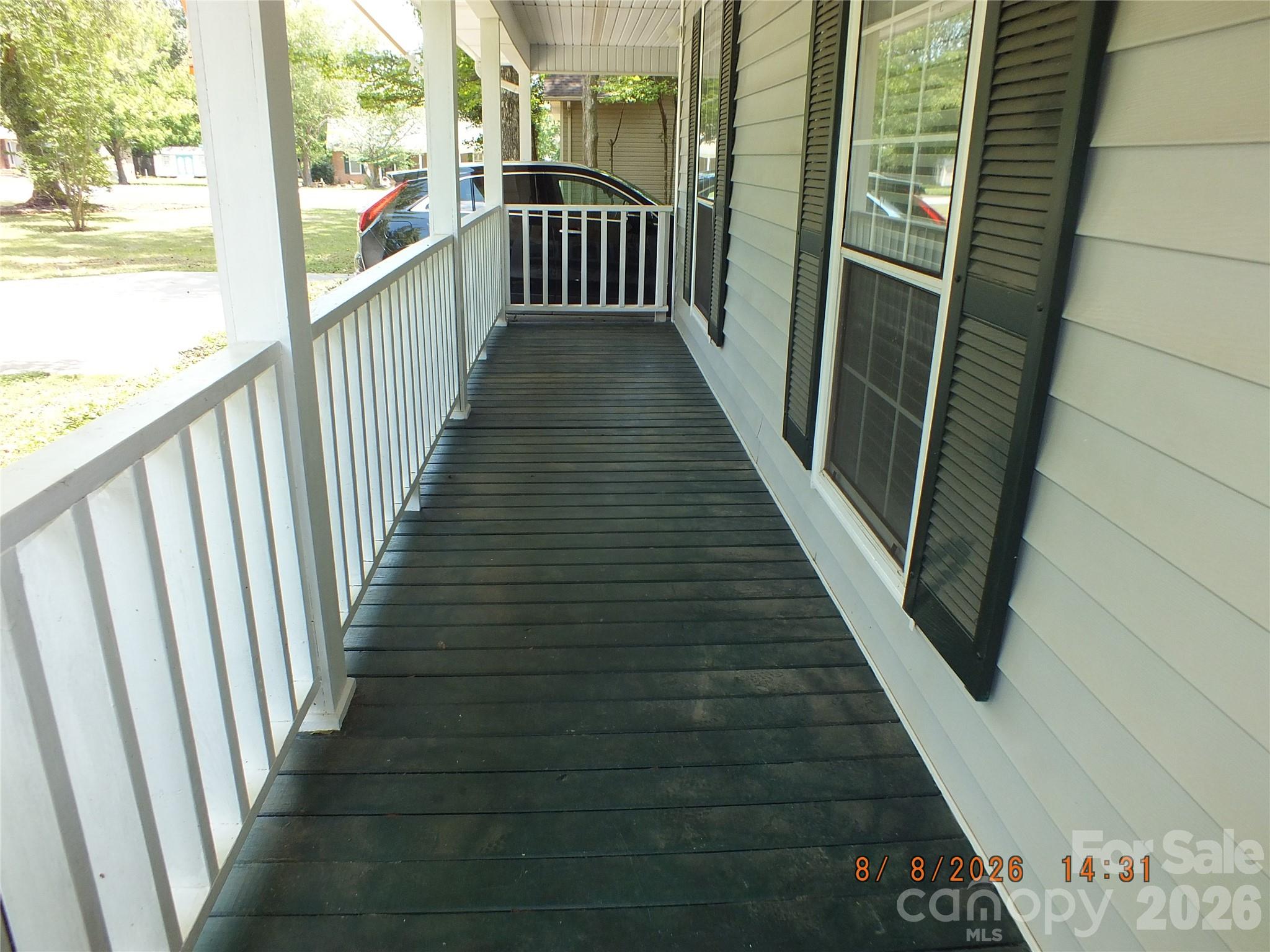 main property photo 27