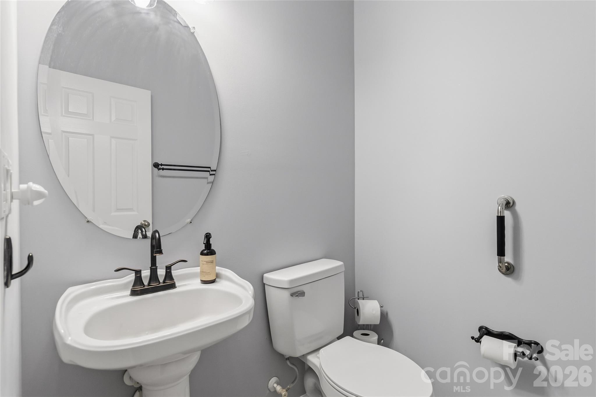 main property photo 19
