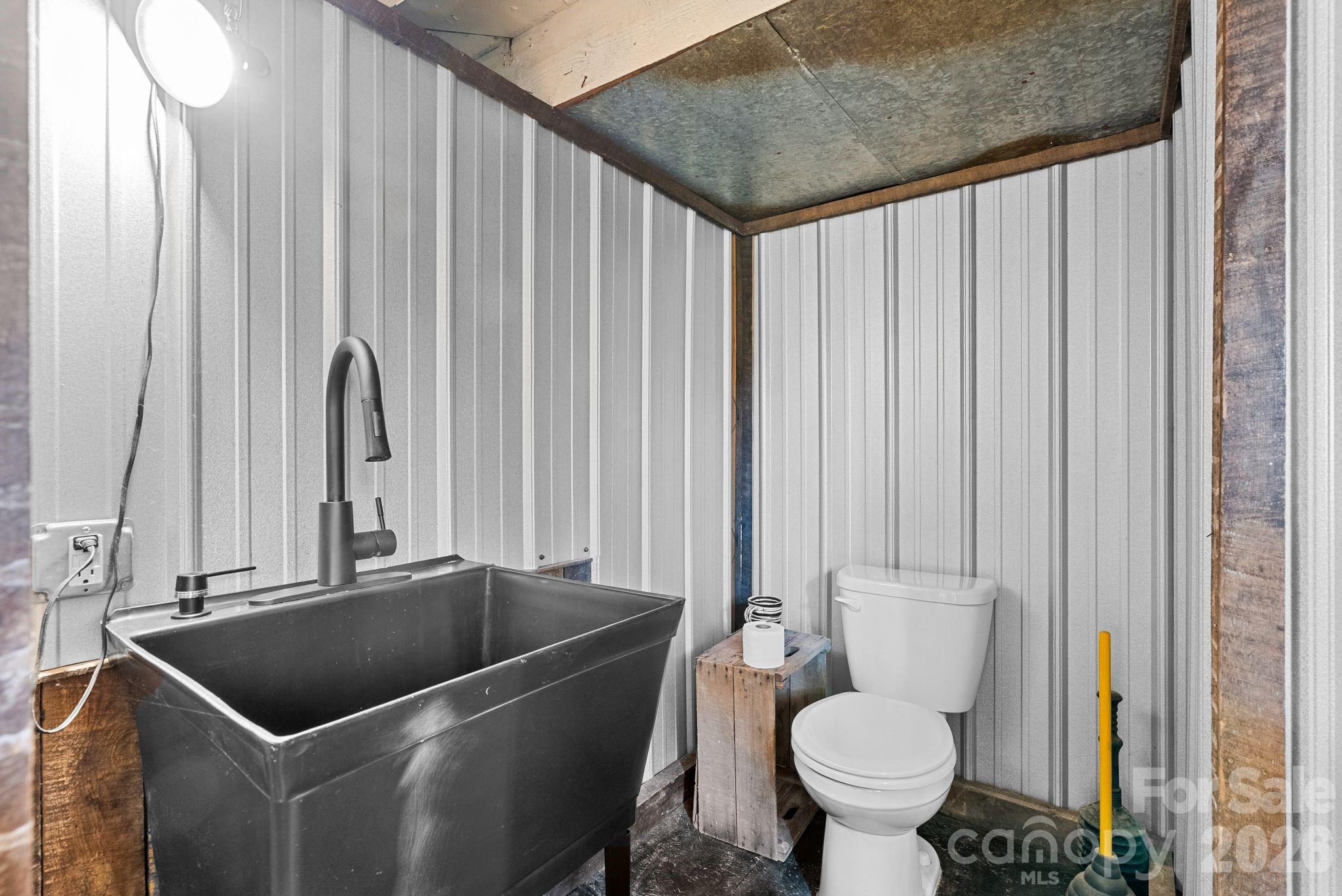 main property photo 42