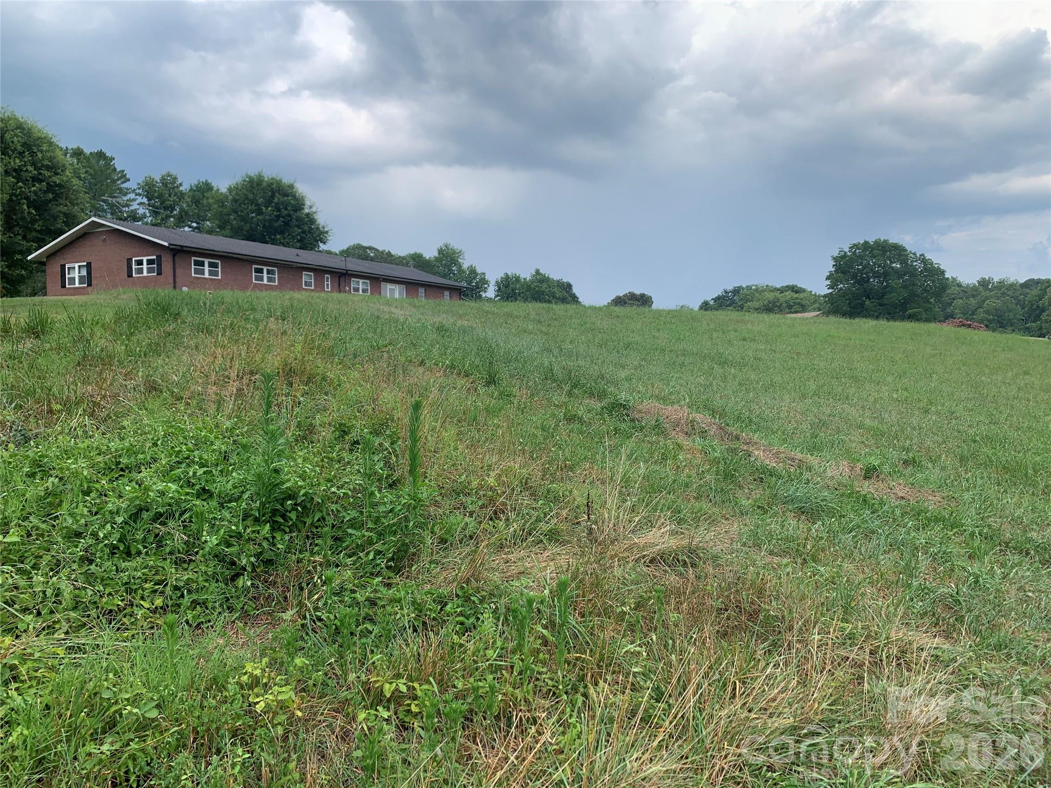 main property photo 34