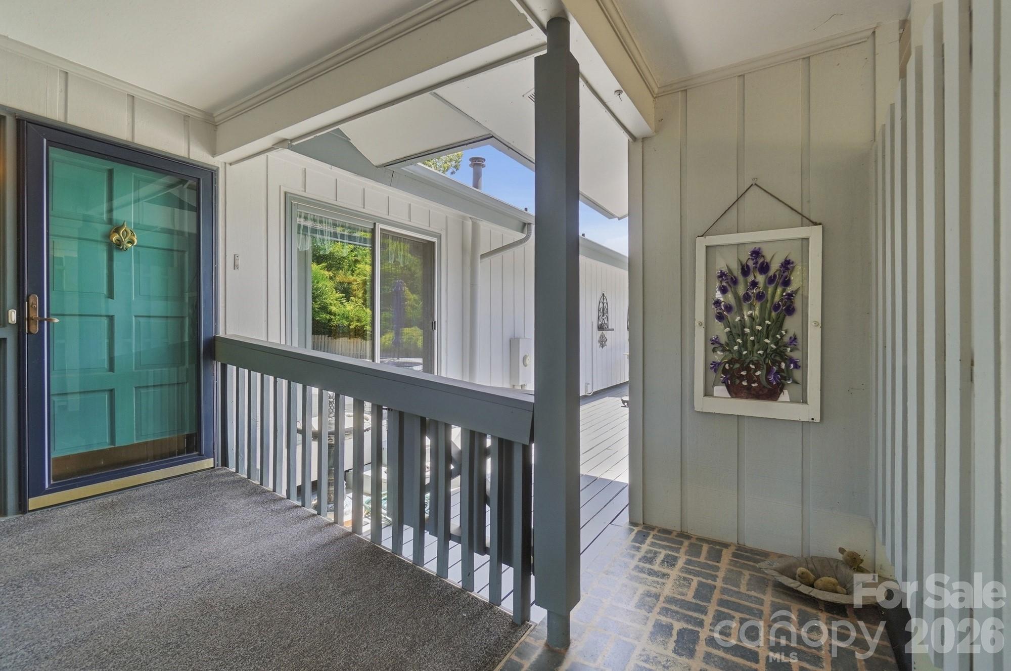 main property photo 11