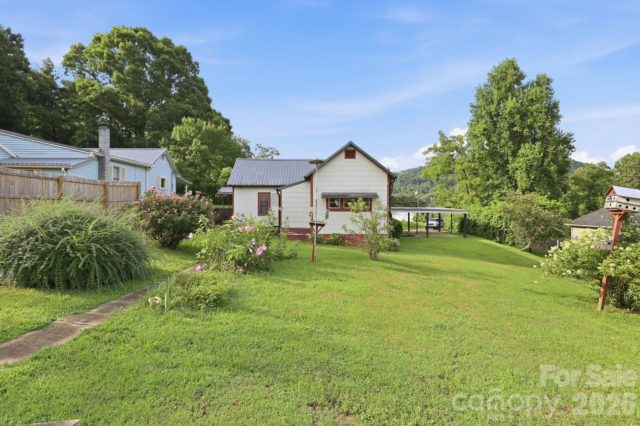 main property photo 35