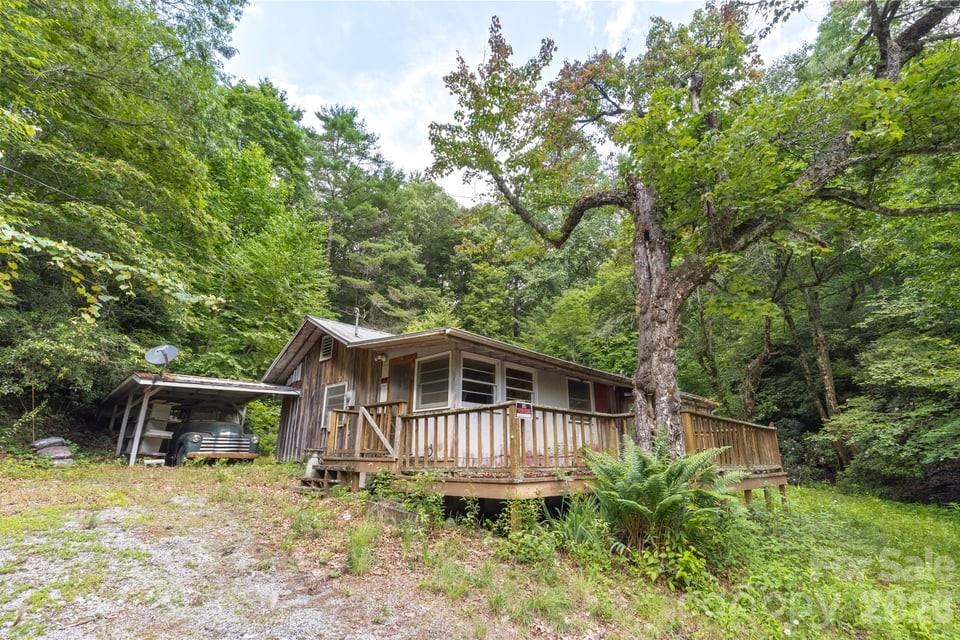 main property photo 26