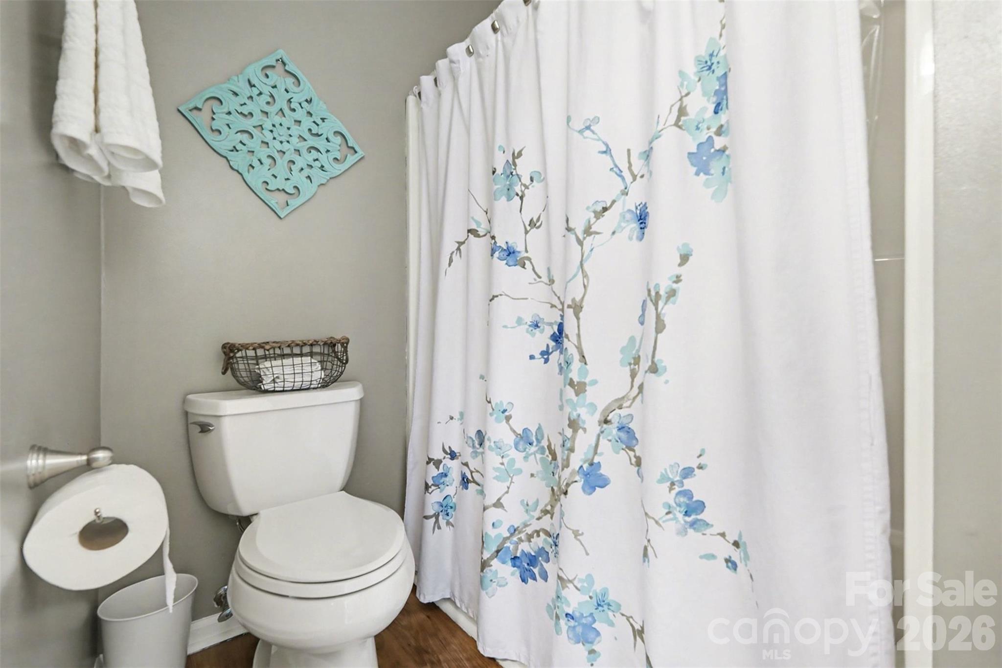 main property photo 15
