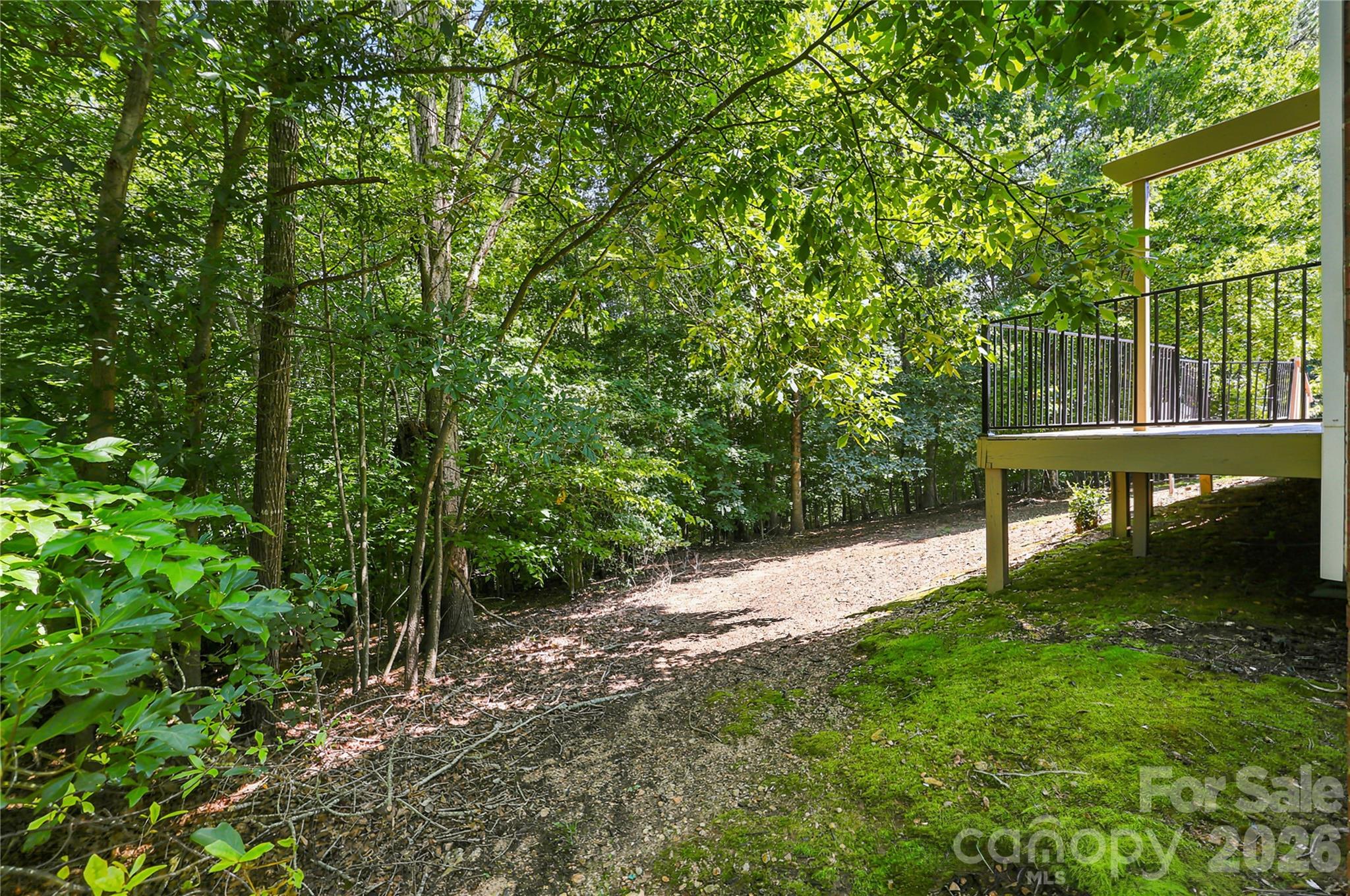 main property photo 40