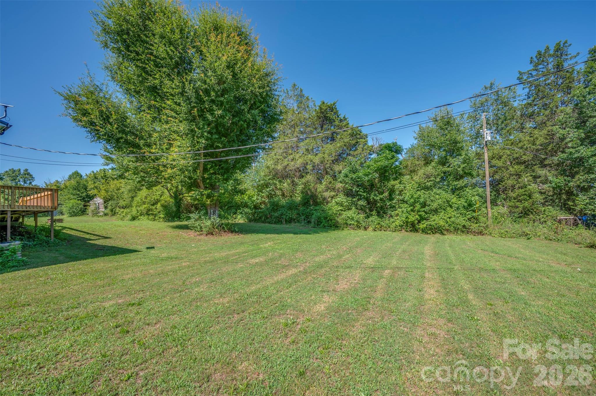 main property photo 32