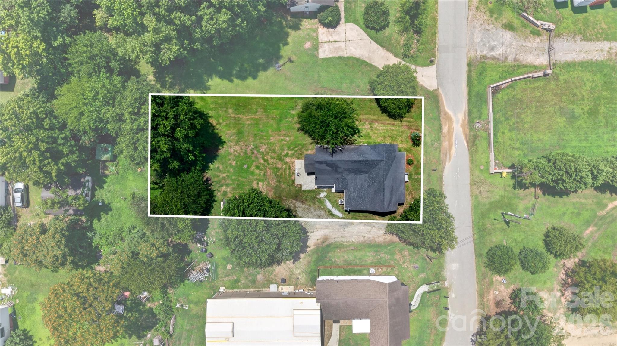 main property photo 6