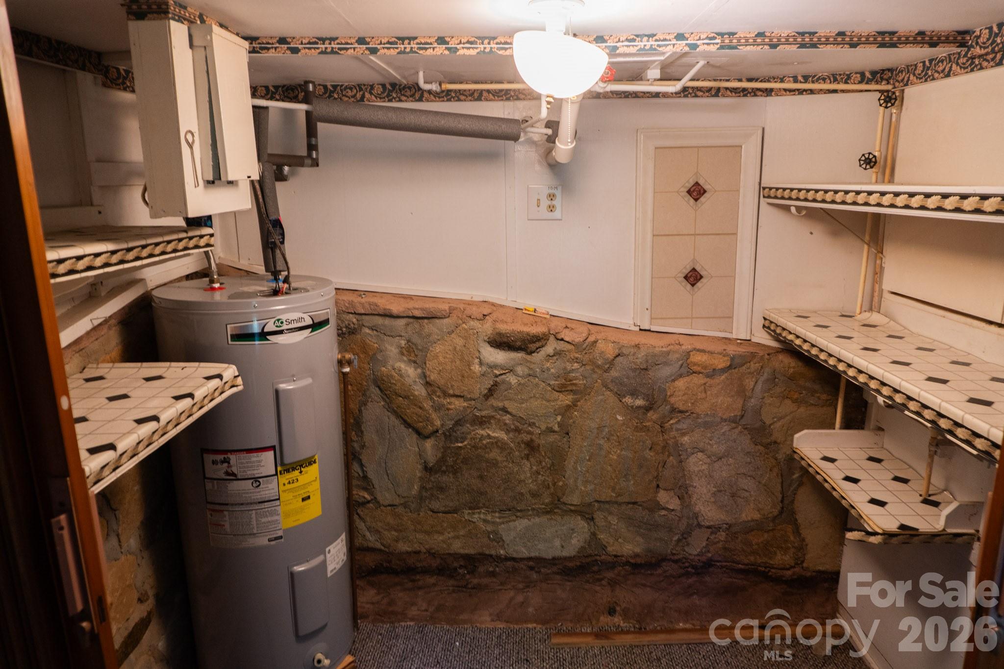 main property photo 39