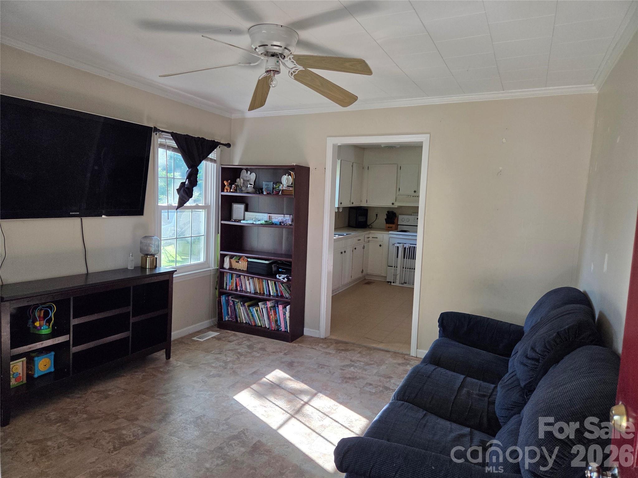 main property photo 3