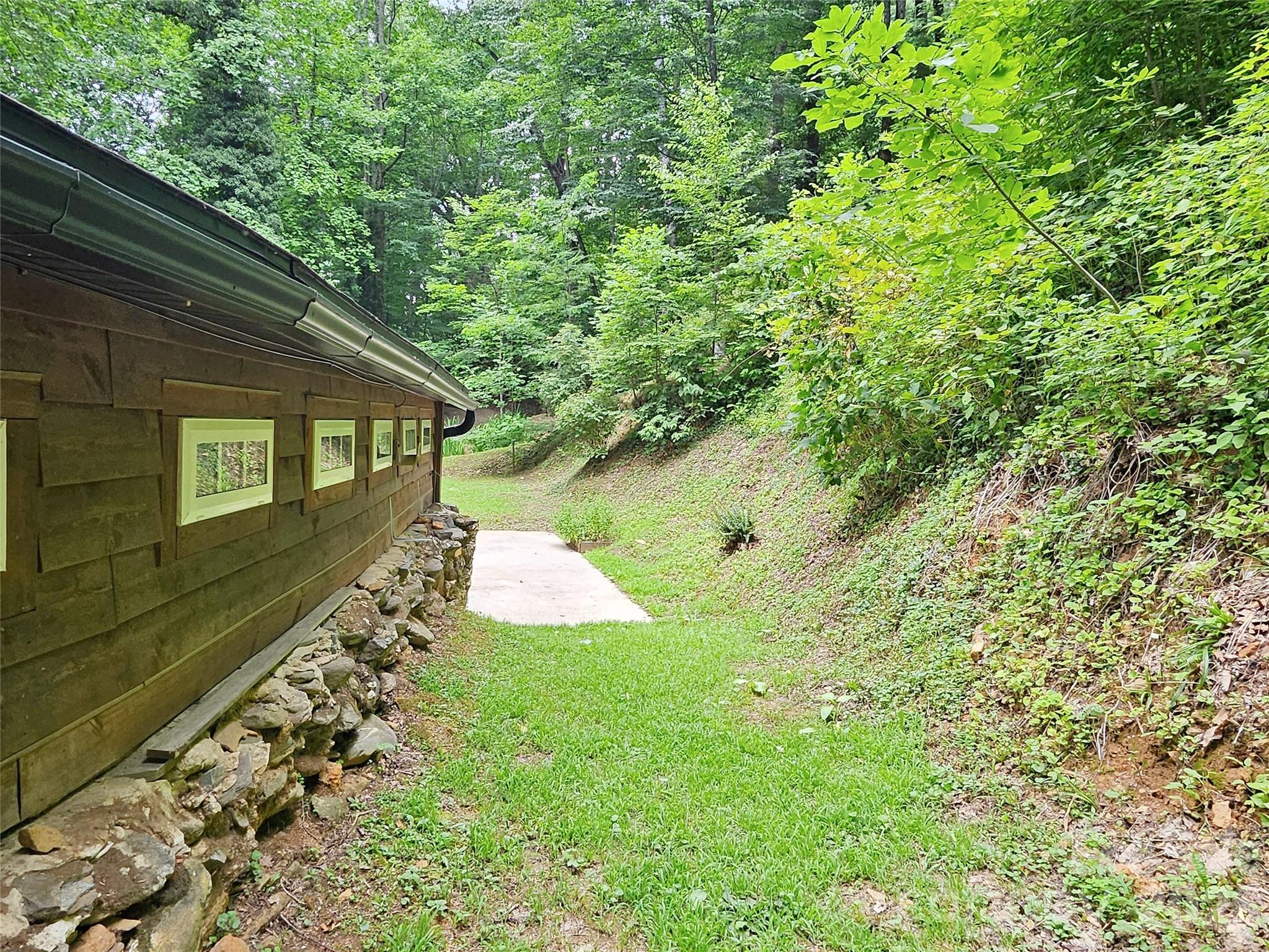 main property photo 35