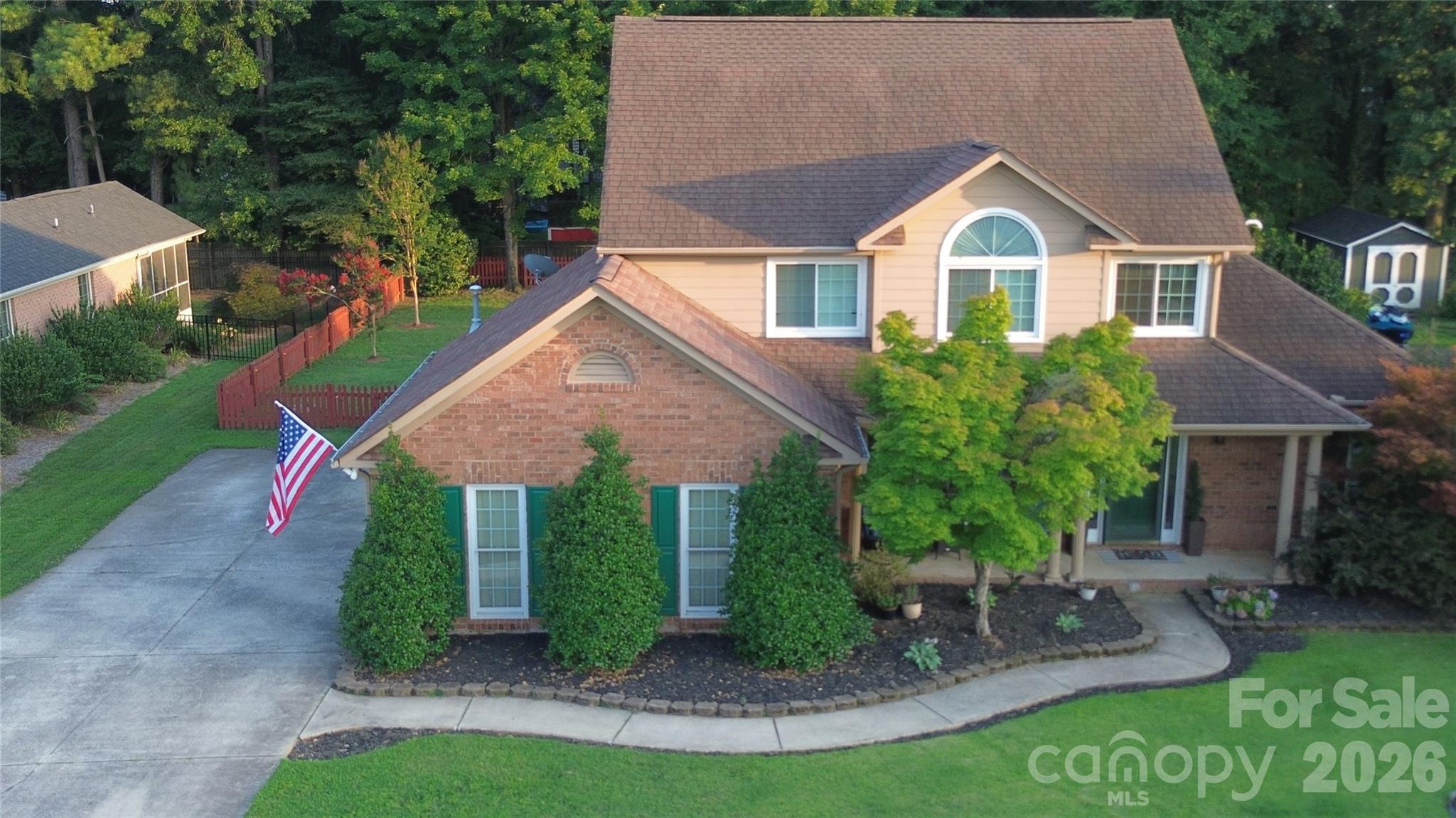 main property photo 18
