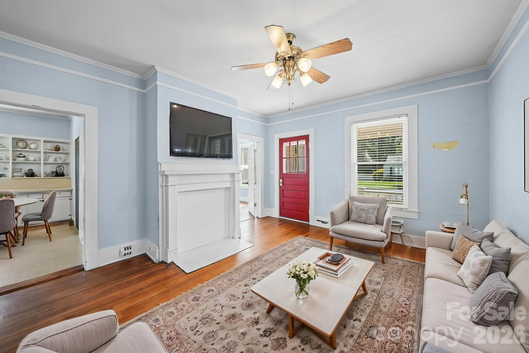 main property photo 10