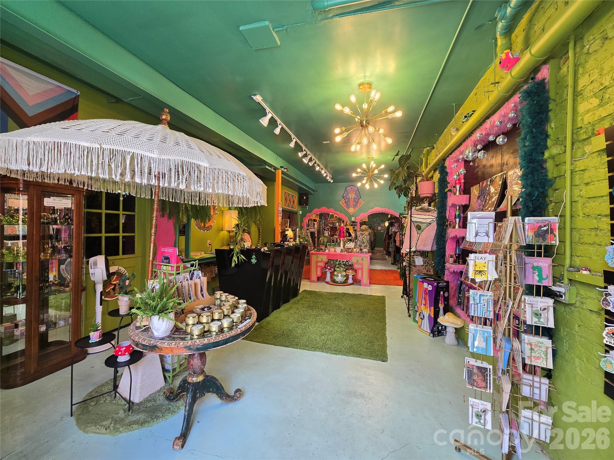 main property photo 11