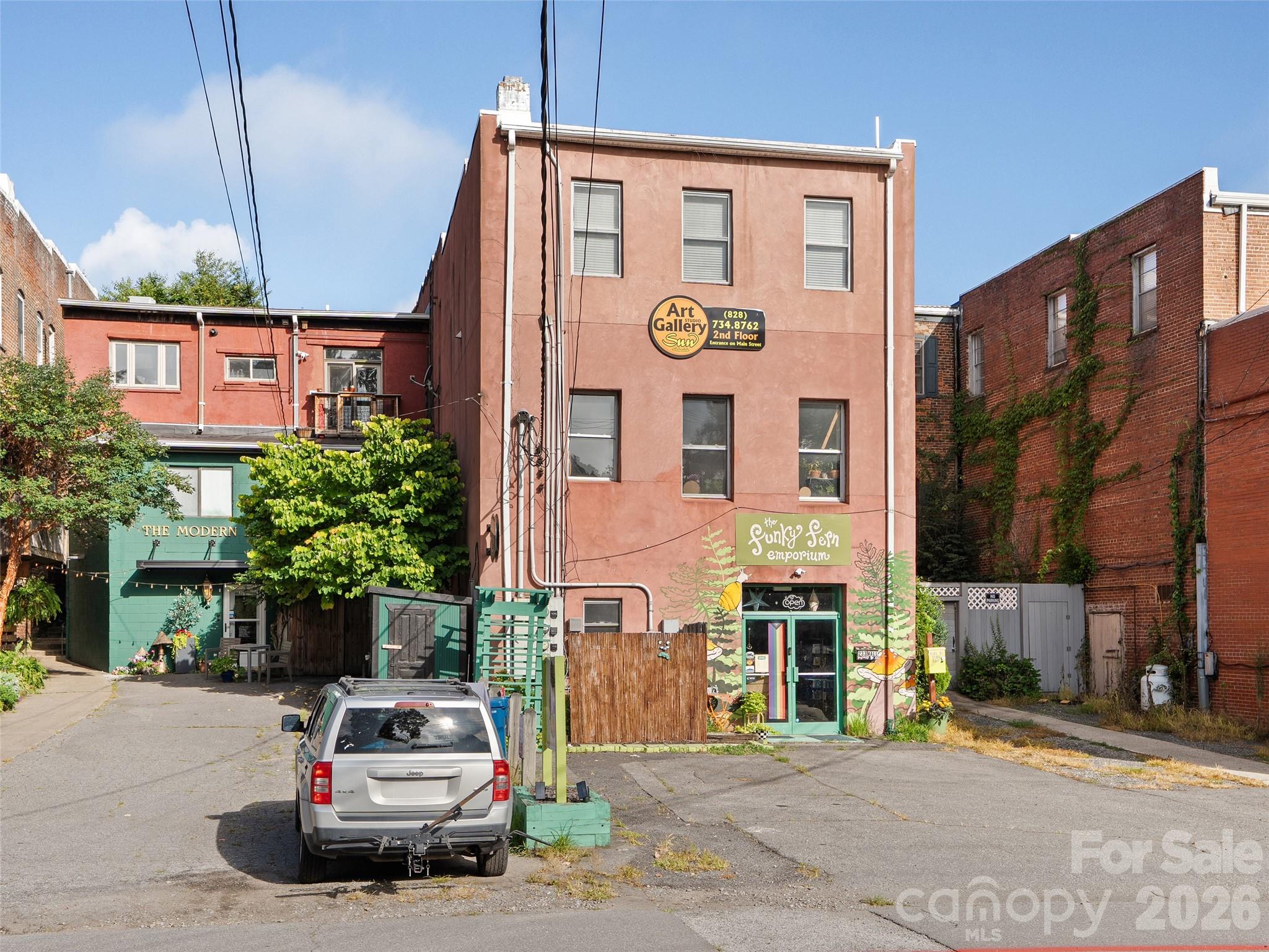 main property photo 43