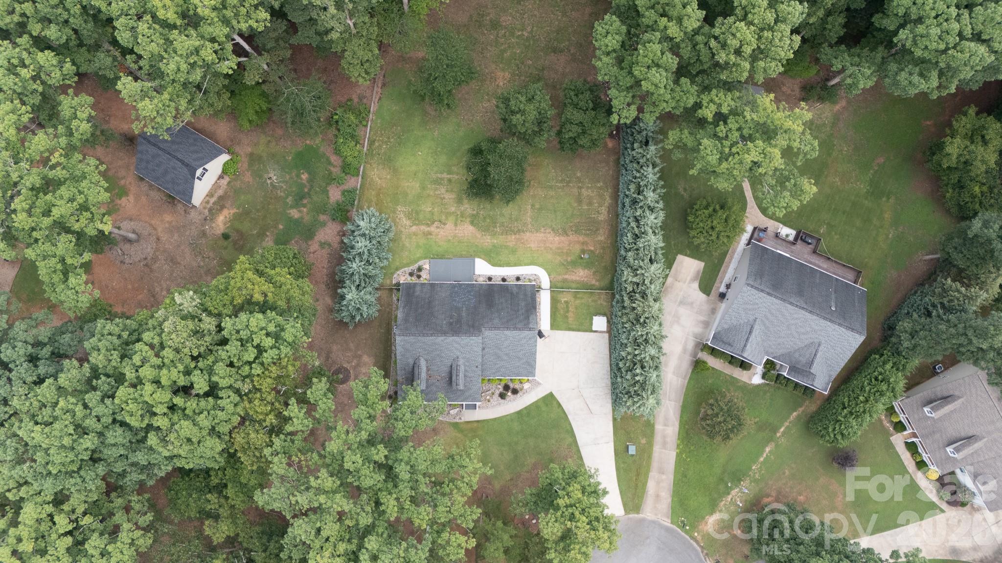 main property photo 32
