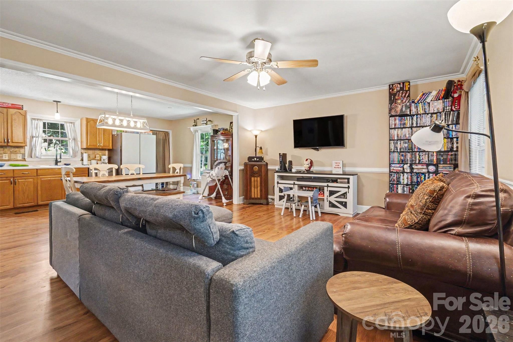 main property photo 7