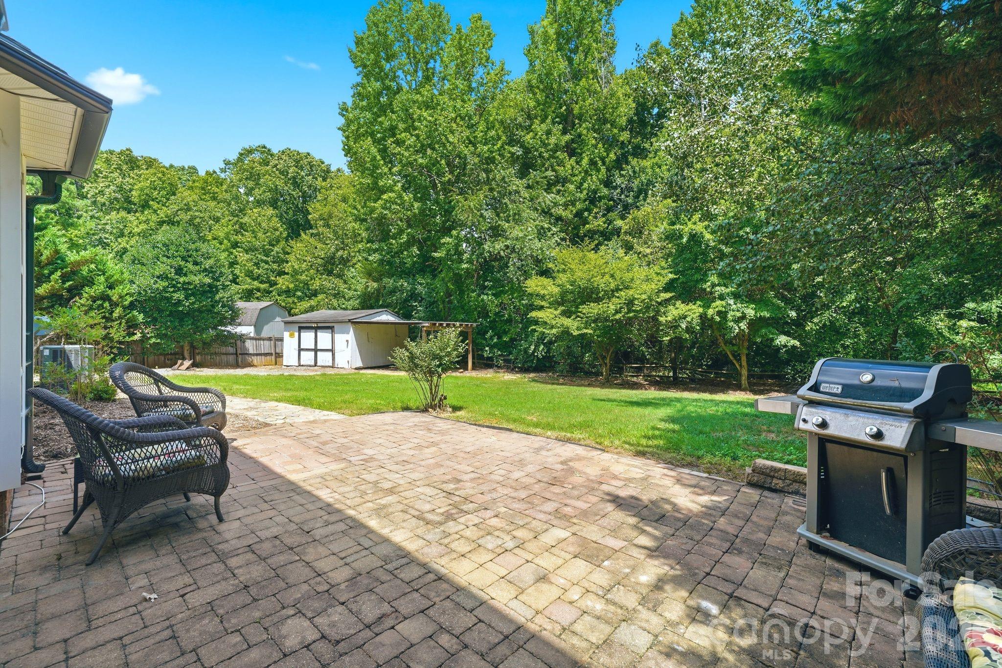 main property photo 38