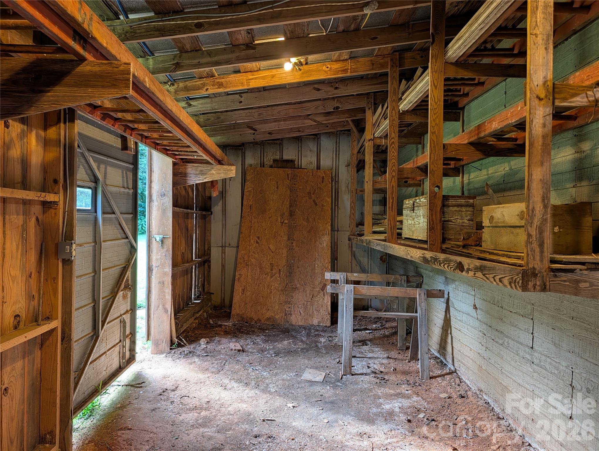 main property photo 41