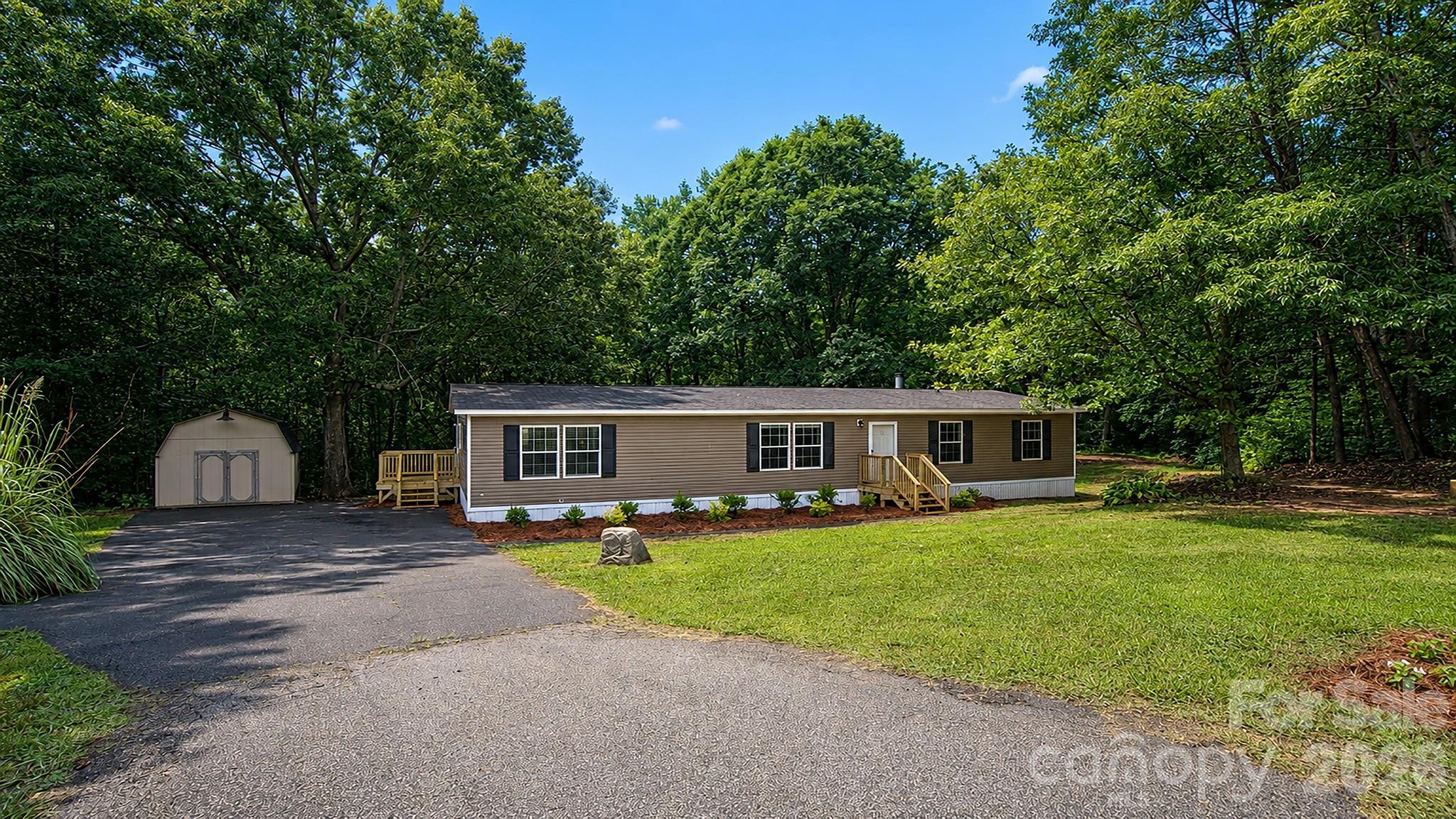 main property photo 27
