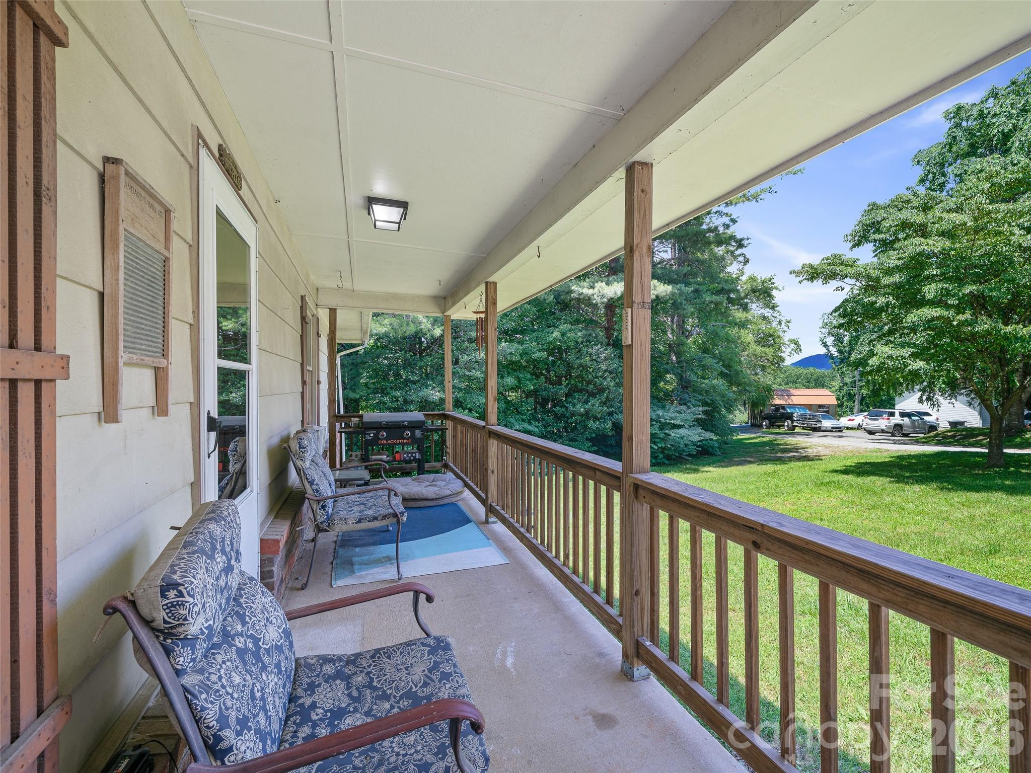 main property photo 19