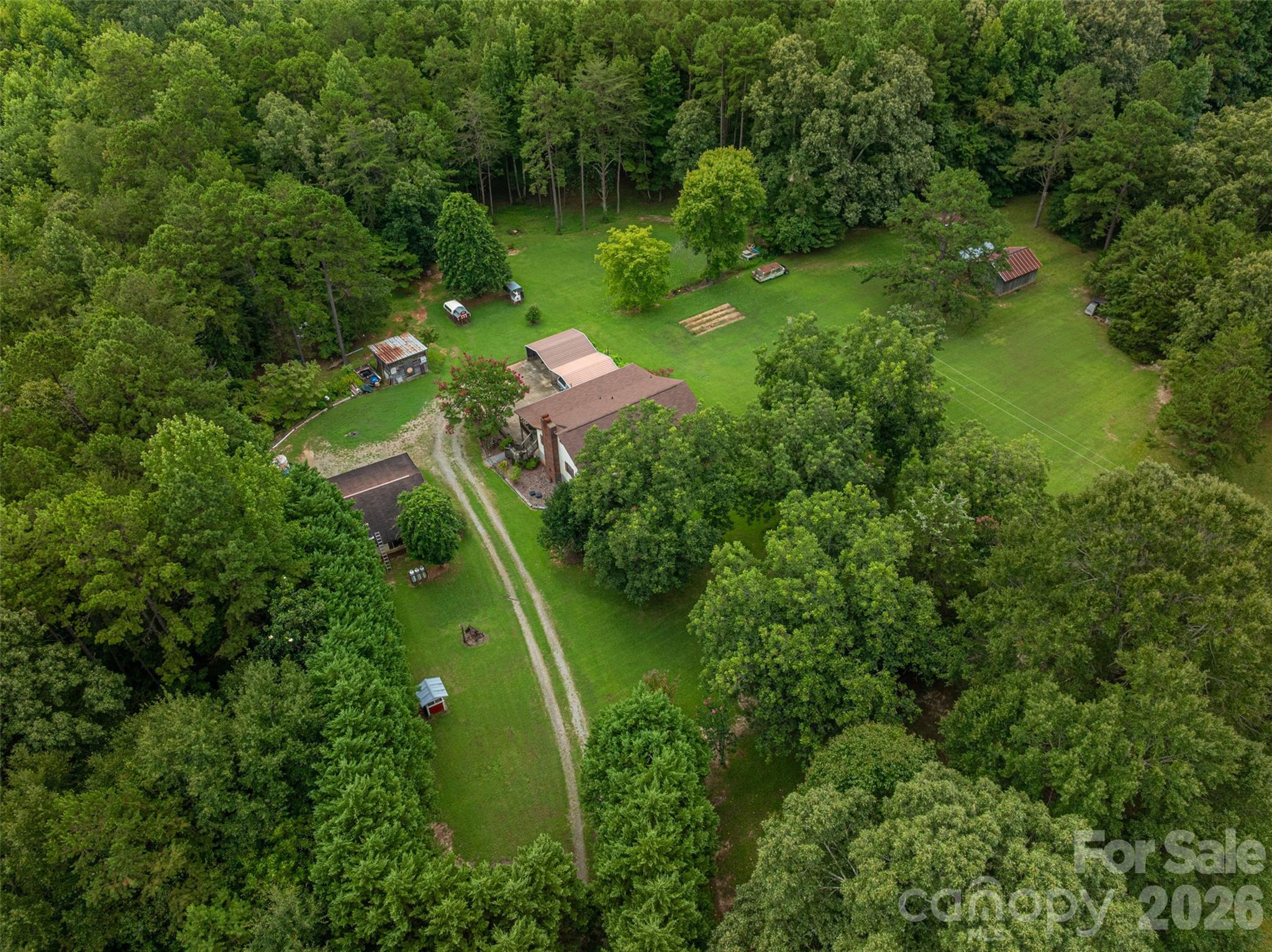main property photo 34