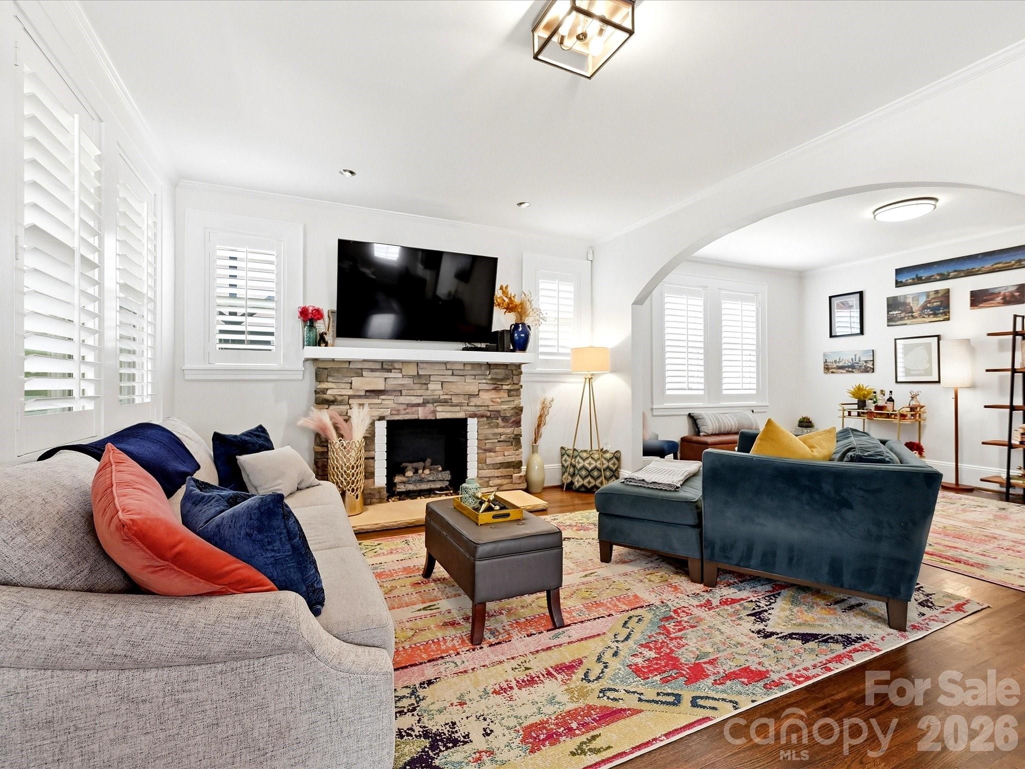 main property photo 5