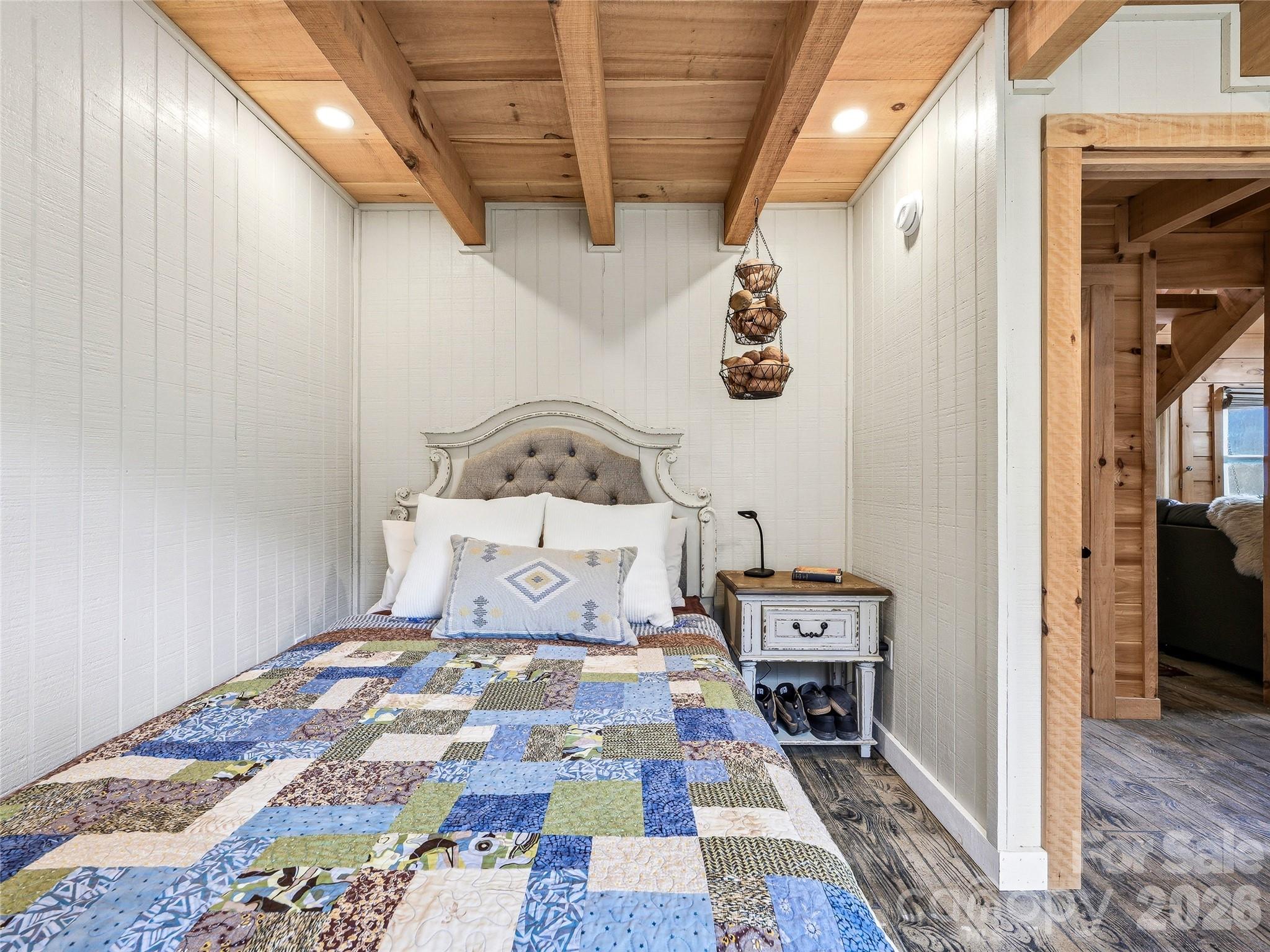main property photo 20