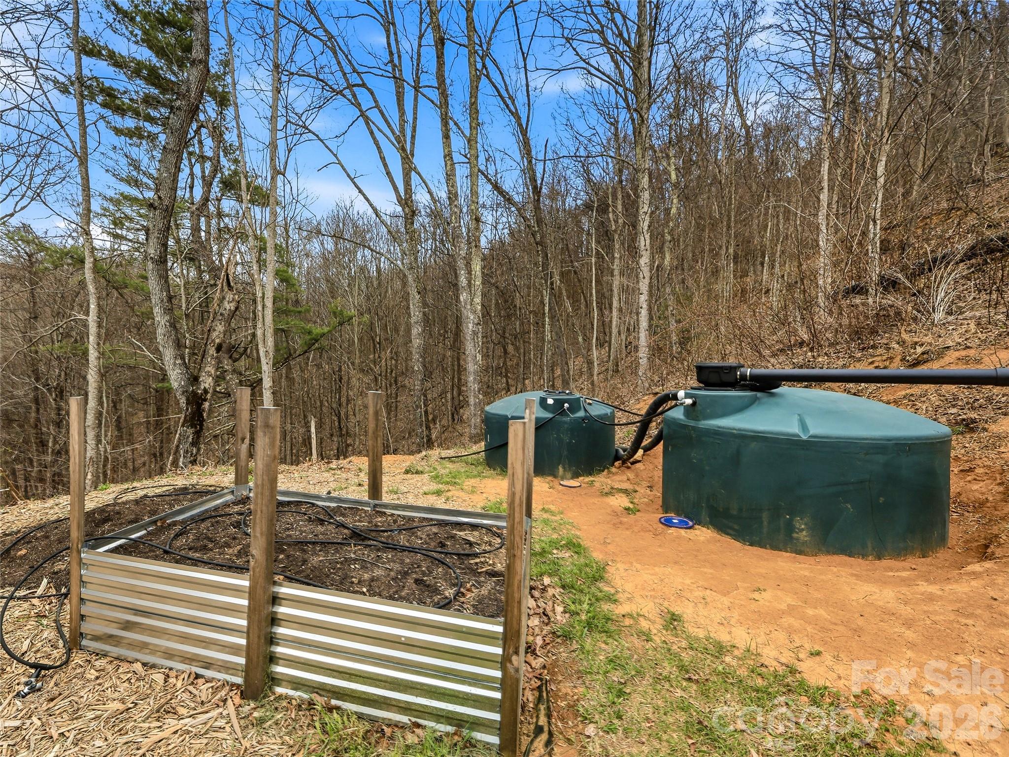 main property photo 32
