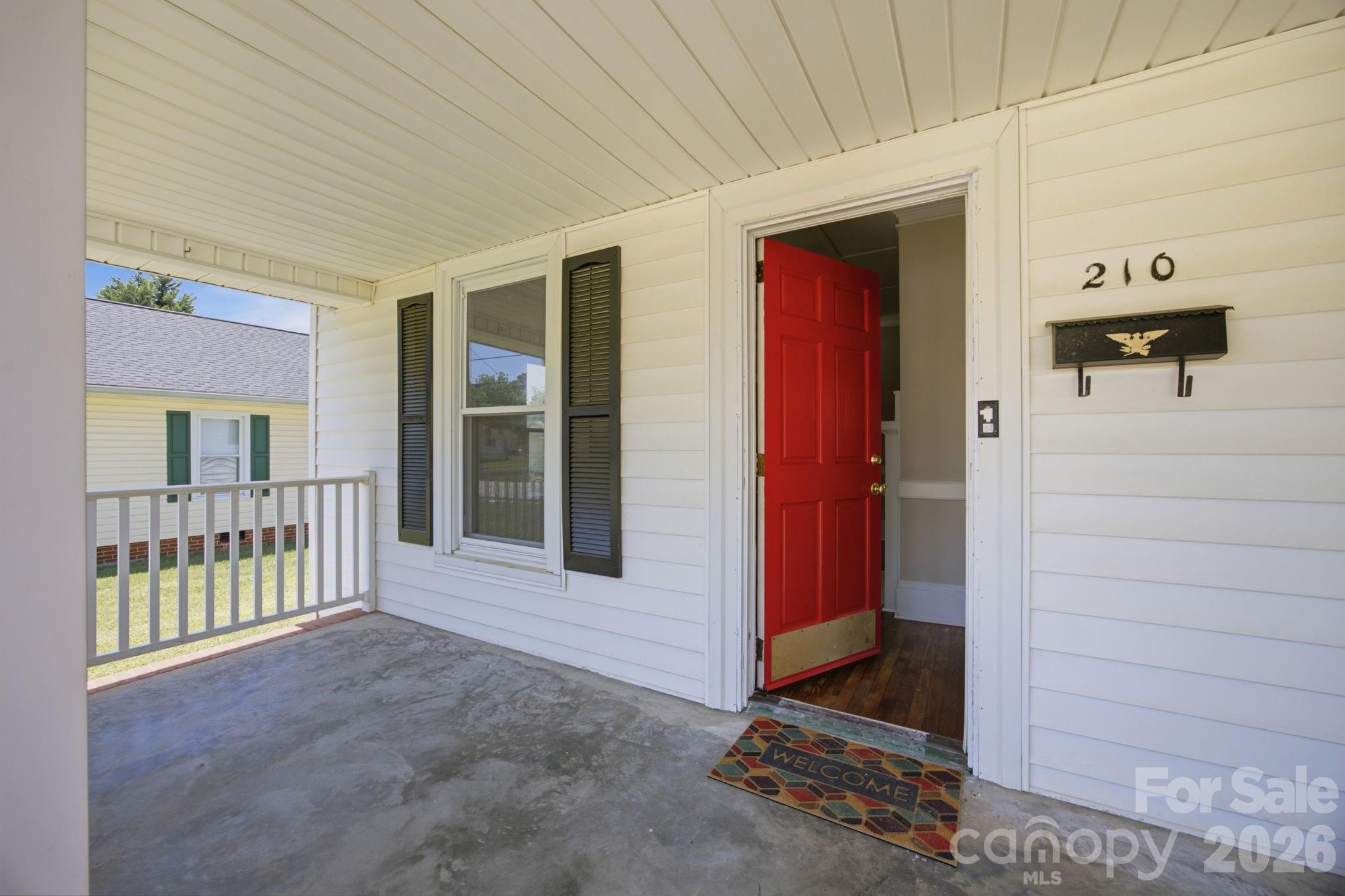 main property photo 5