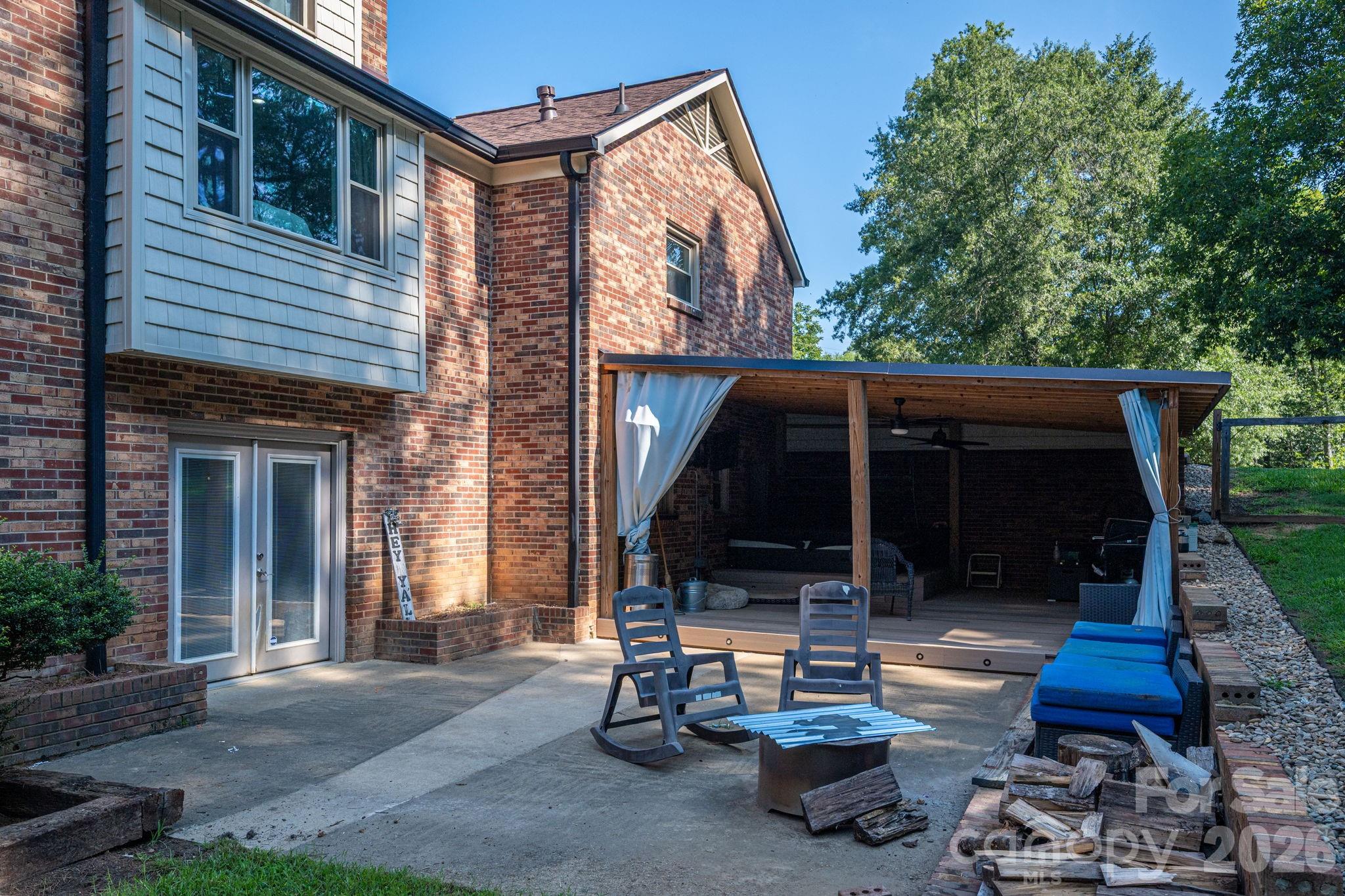main property photo 39