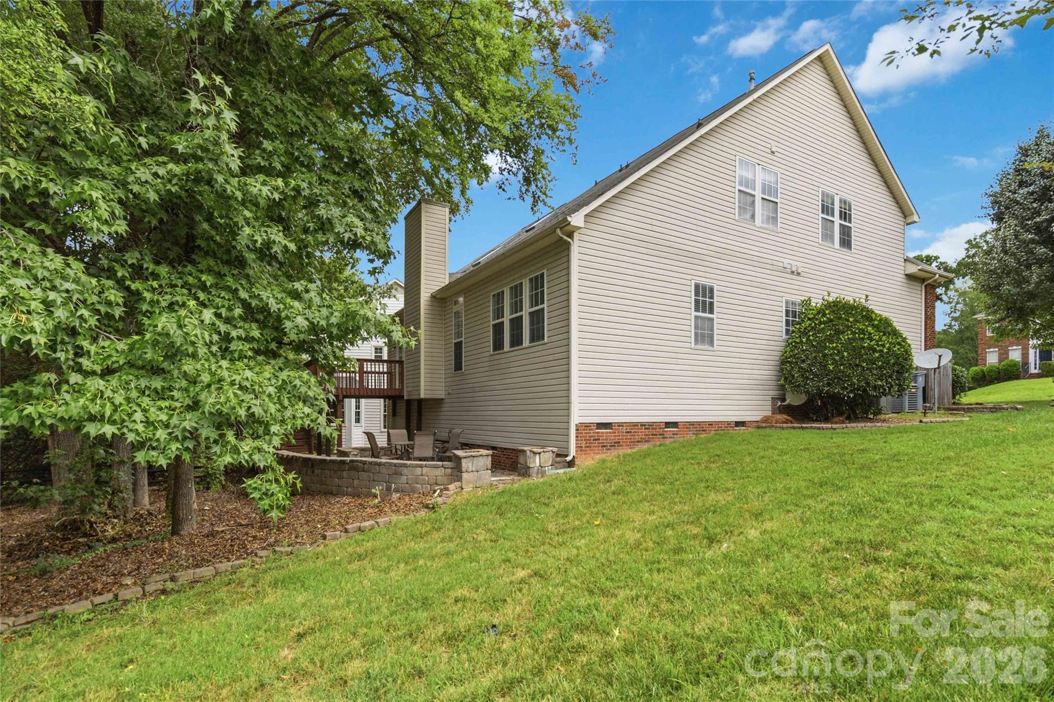 main property photo 29