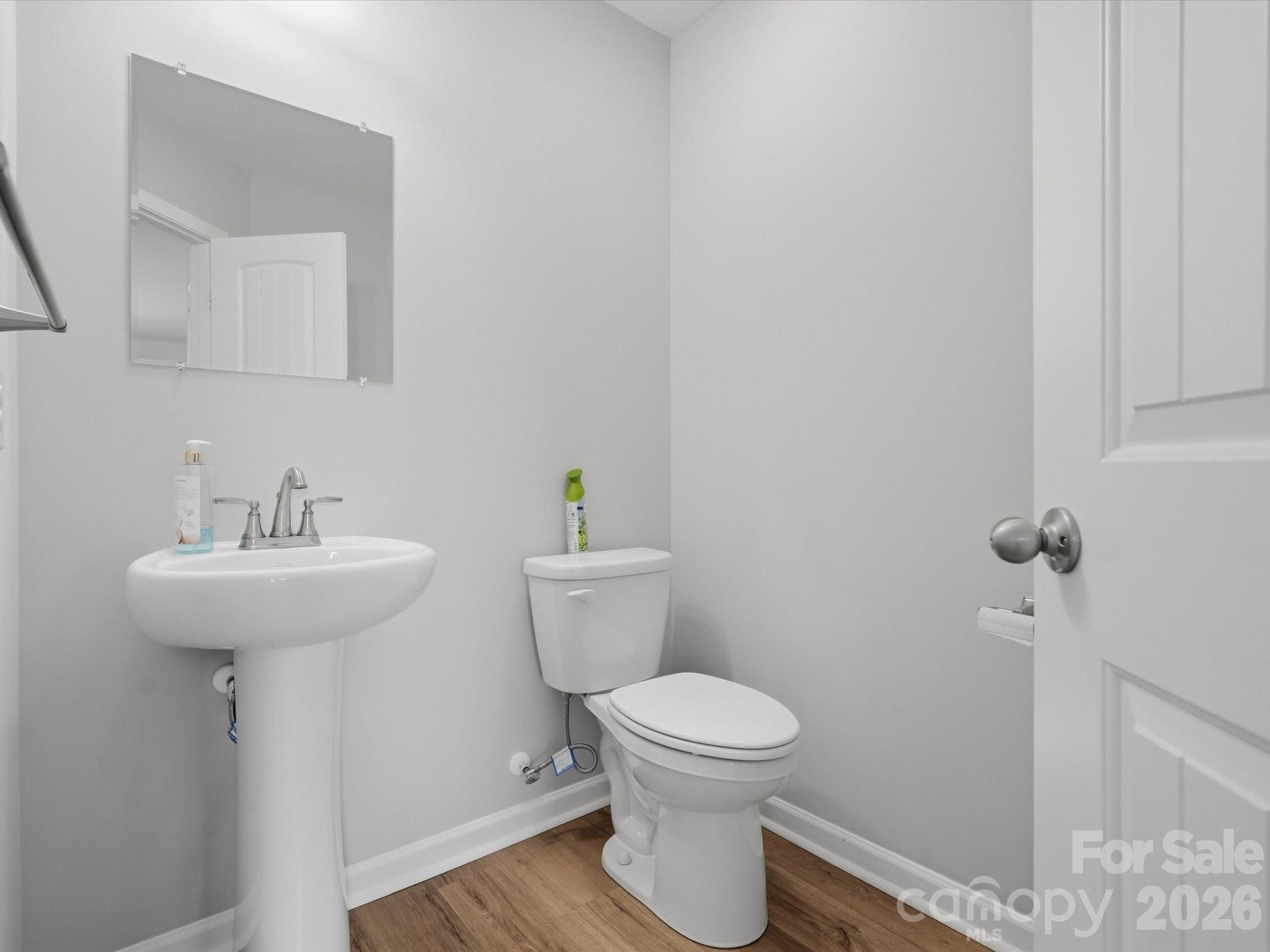 main property photo 5