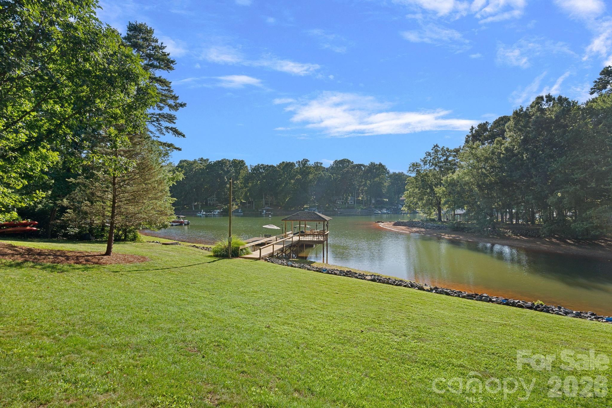 main property photo 37