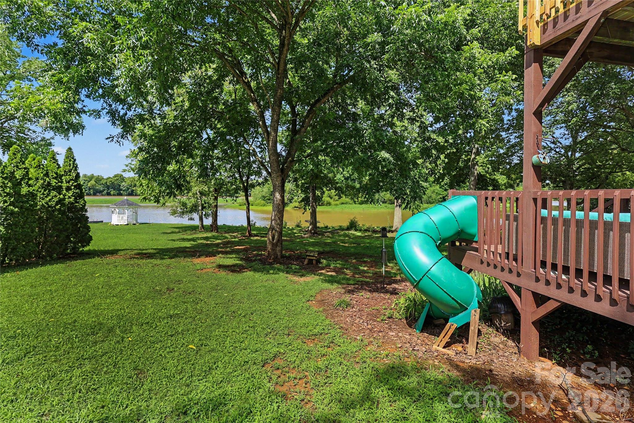 main property photo 33