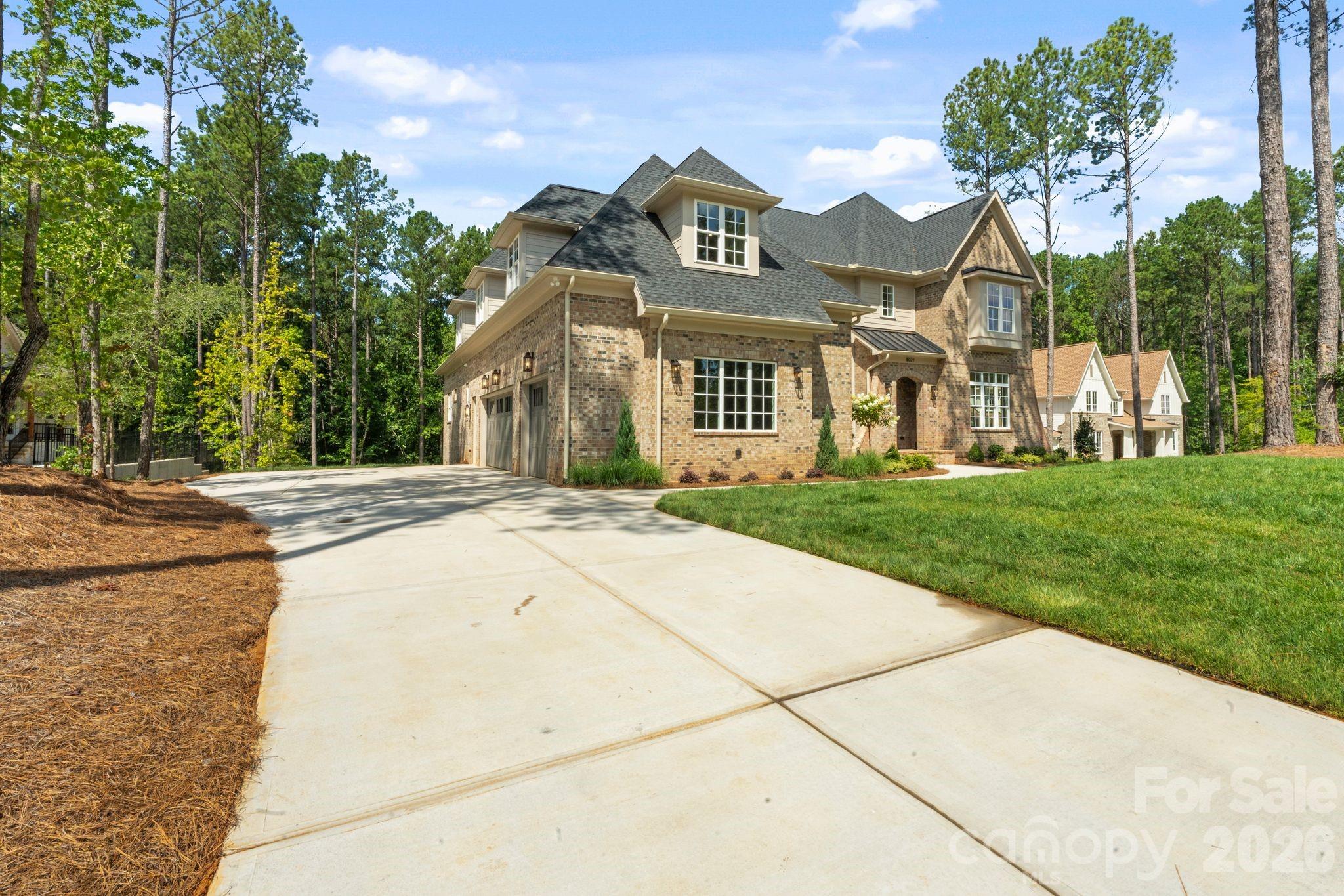 main property photo 3